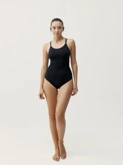 Born Living Yoga Body Alba Black><noscript><img width=