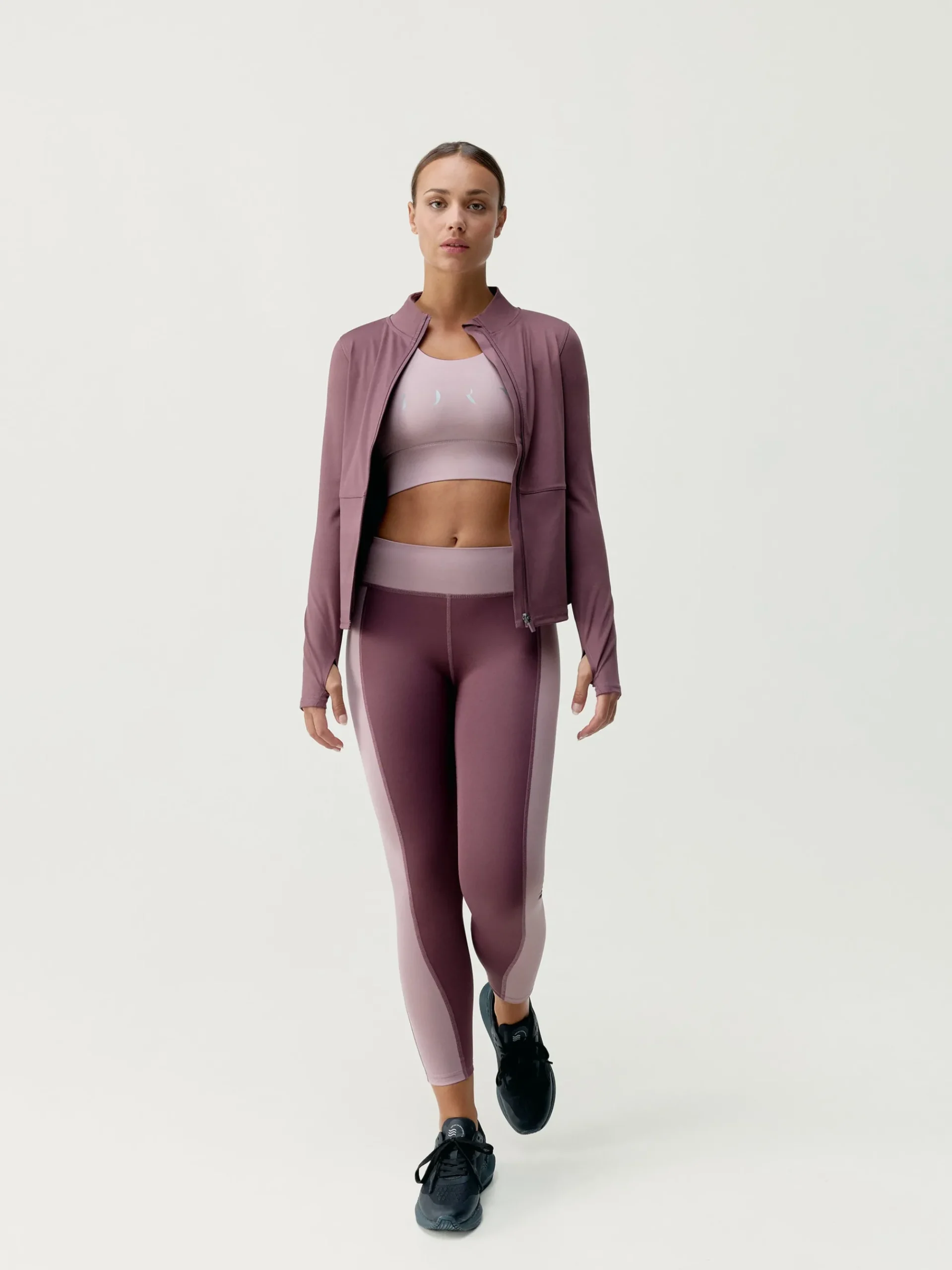 Born Living Yoga Jacket Ivet Deep Rose>Mujer Chaquetas · Abrigos|Sudaderas
