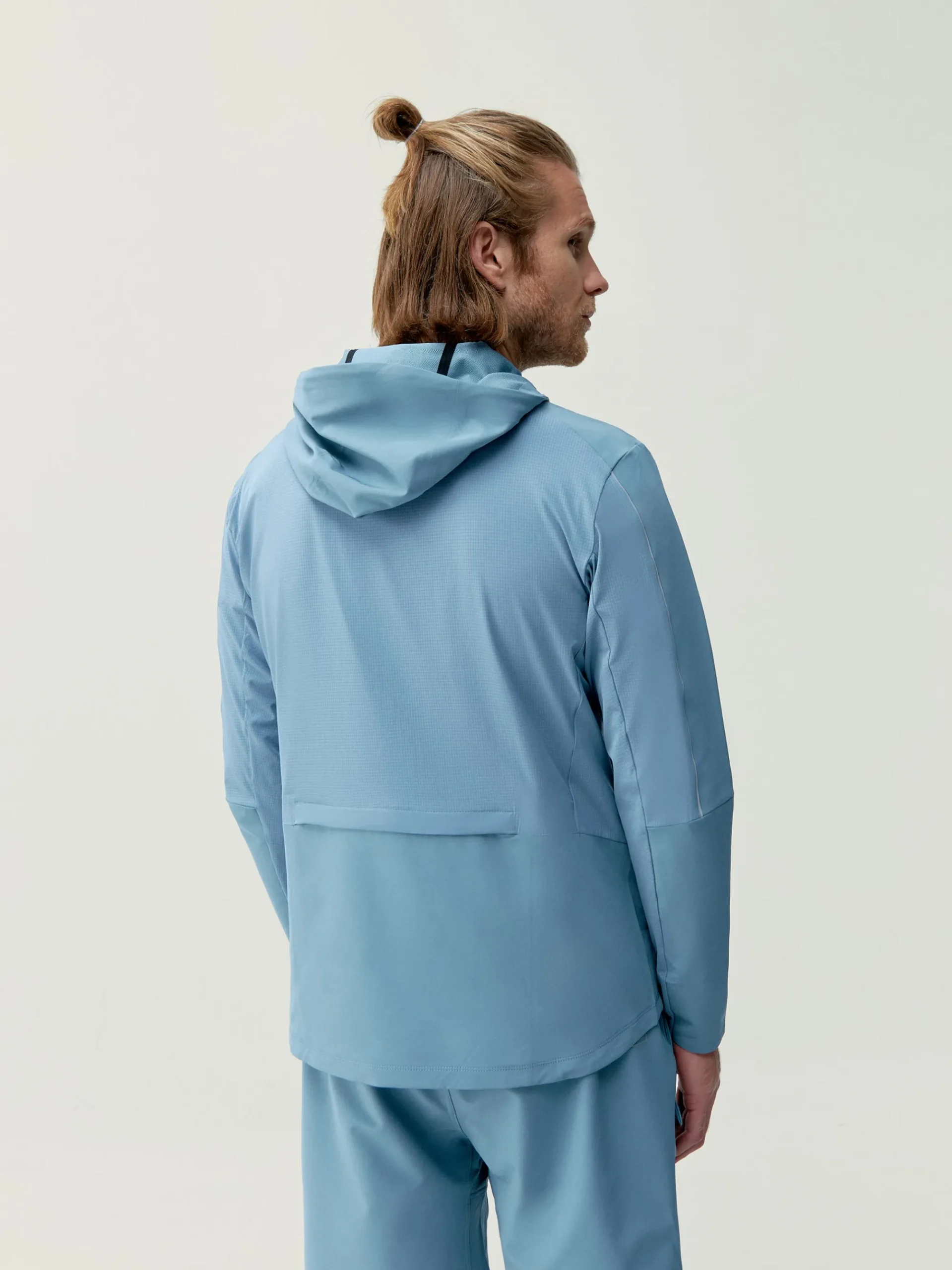 Born Living Yoga Jacket Sittang Citadel Blue>Hombre Abrigos · Chaquetas