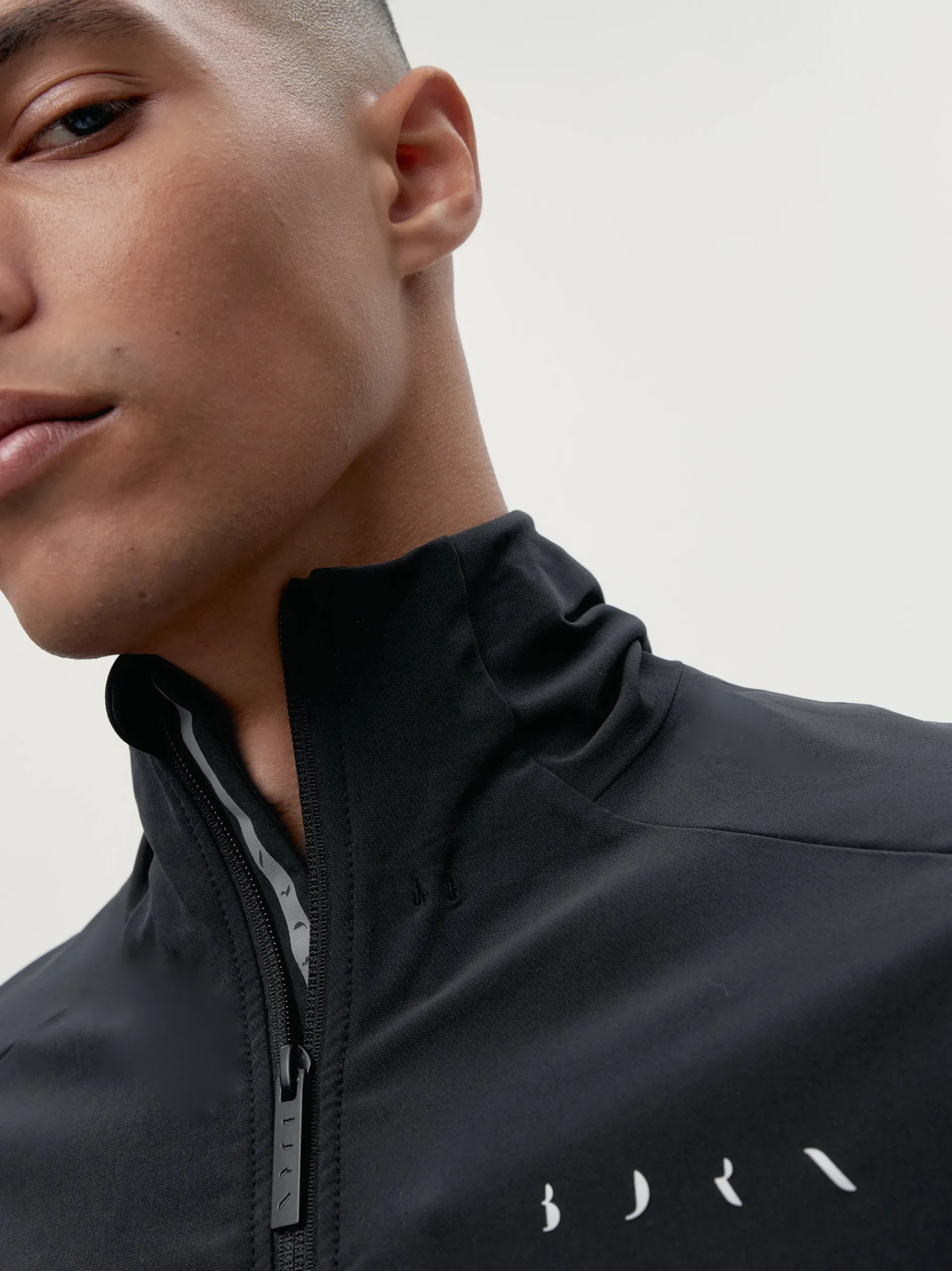 Born Living Yoga Jacket Sittang Black>Hombre Abrigos · Chaquetas