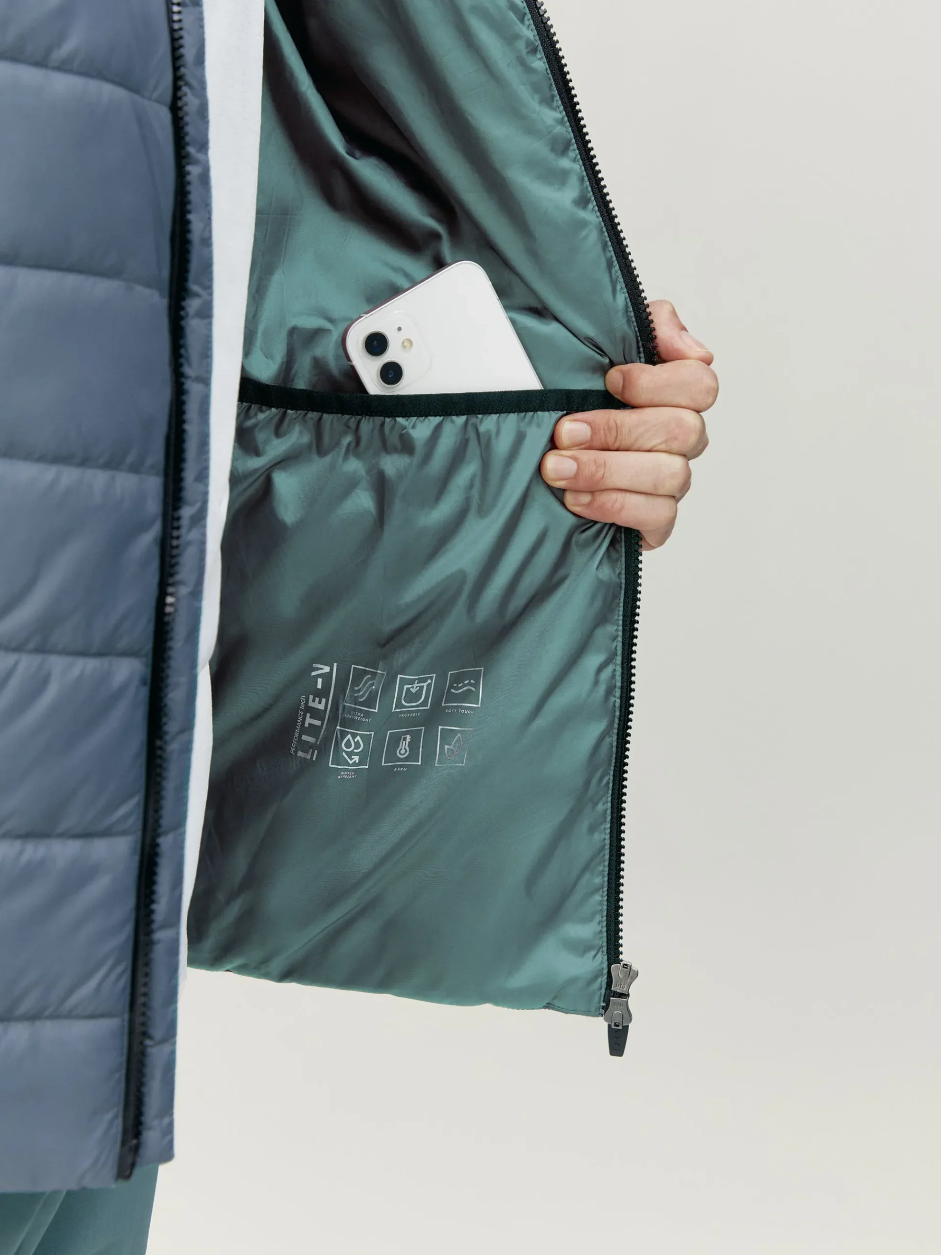 Born Living Yoga Jacket Thames Road Gray/Grey Green>Hombre Abrigos · Chaquetas
