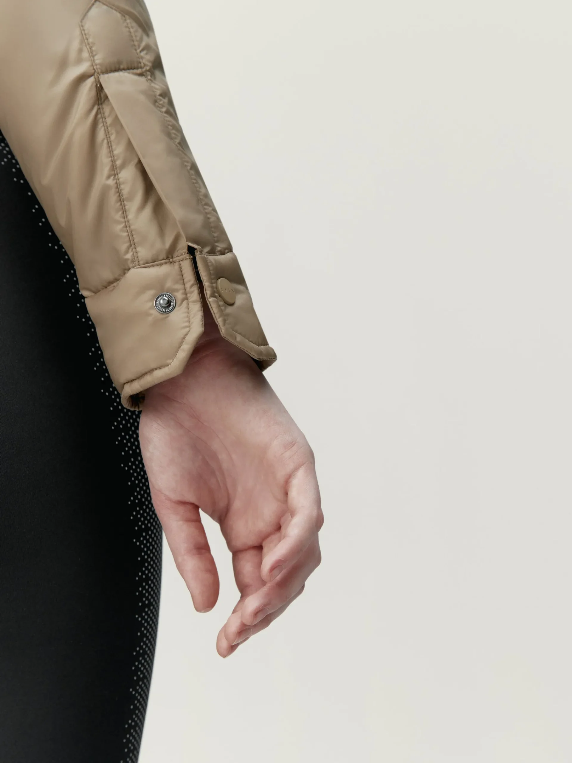 Born Living Yoga Jacket Tove Stick/ Black>Mujer Chaquetas · Abrigos