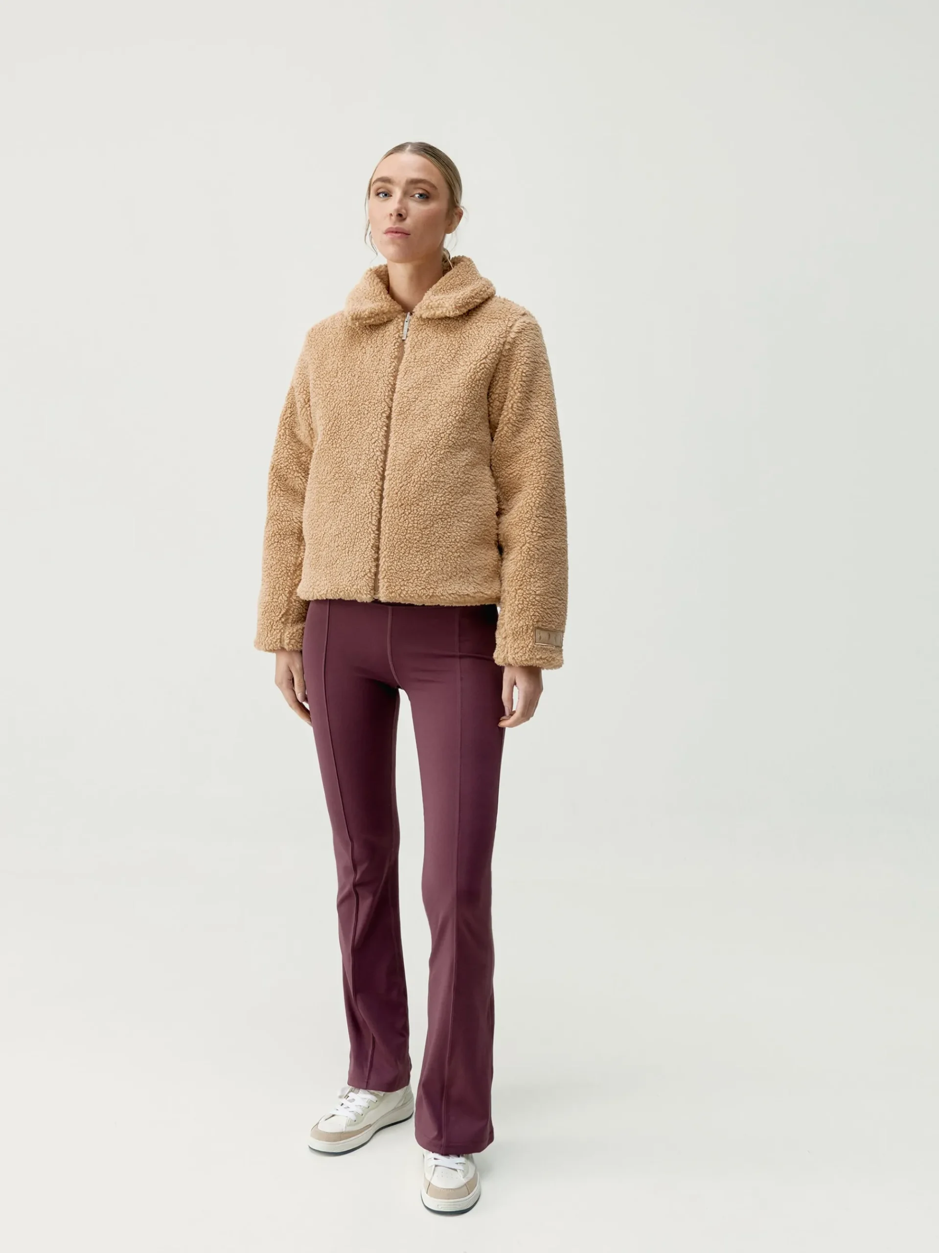 Born Living Yoga Jacket Umiko Dark Cherry/Camel>Mujer Chaquetas · Abrigos