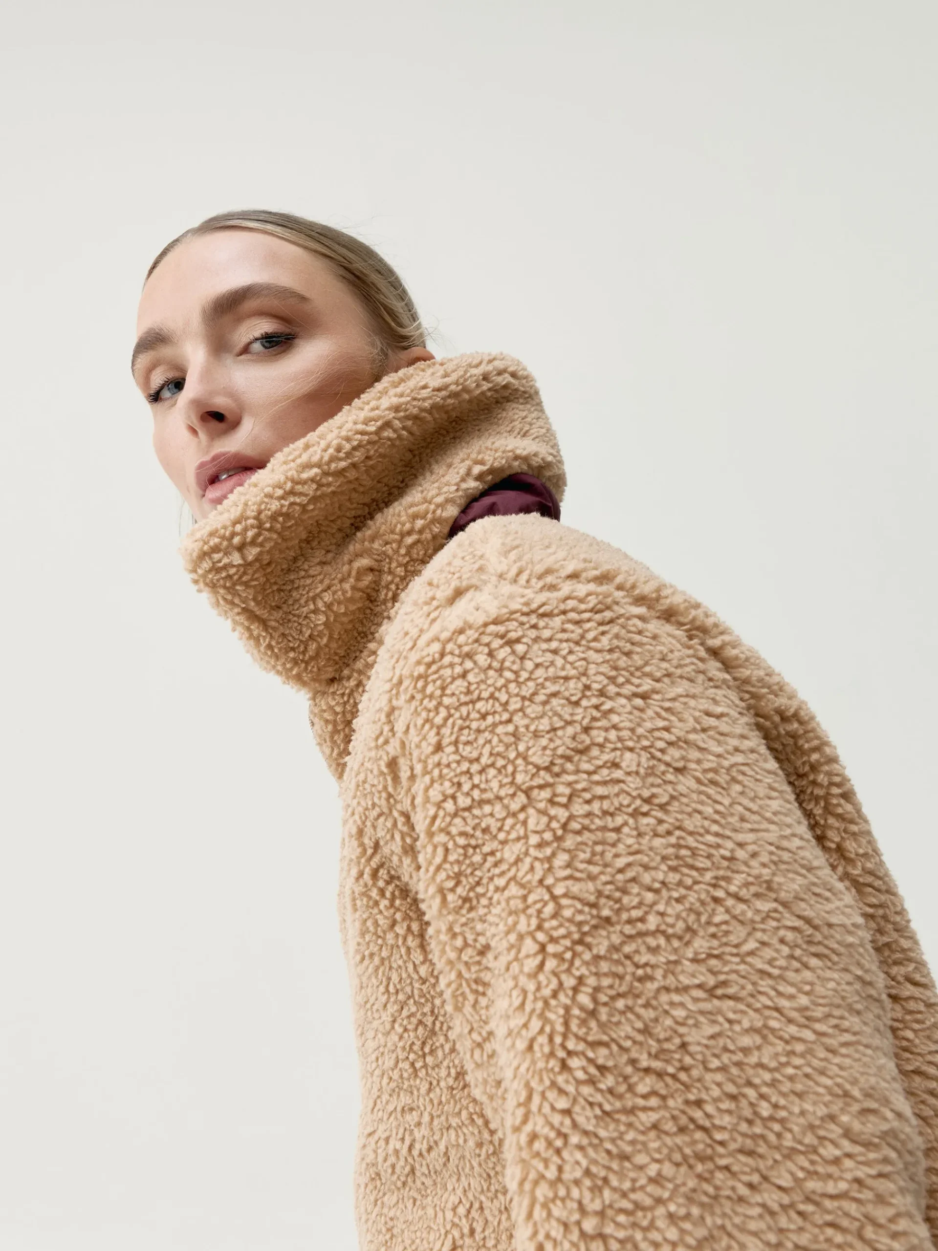 Born Living Yoga Jacket Umiko Dark Cherry/Camel>Mujer Chaquetas · Abrigos