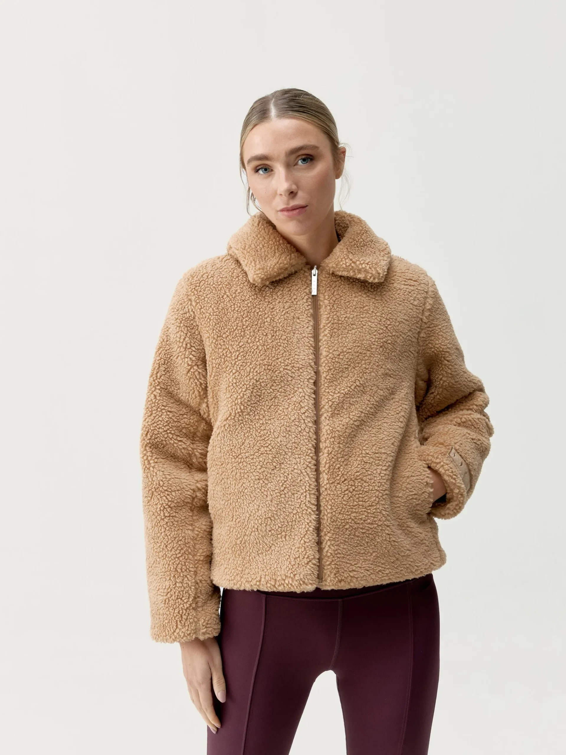 Born Living Yoga Jacket Umiko Dark Cherry/Camel>Mujer Chaquetas · Abrigos