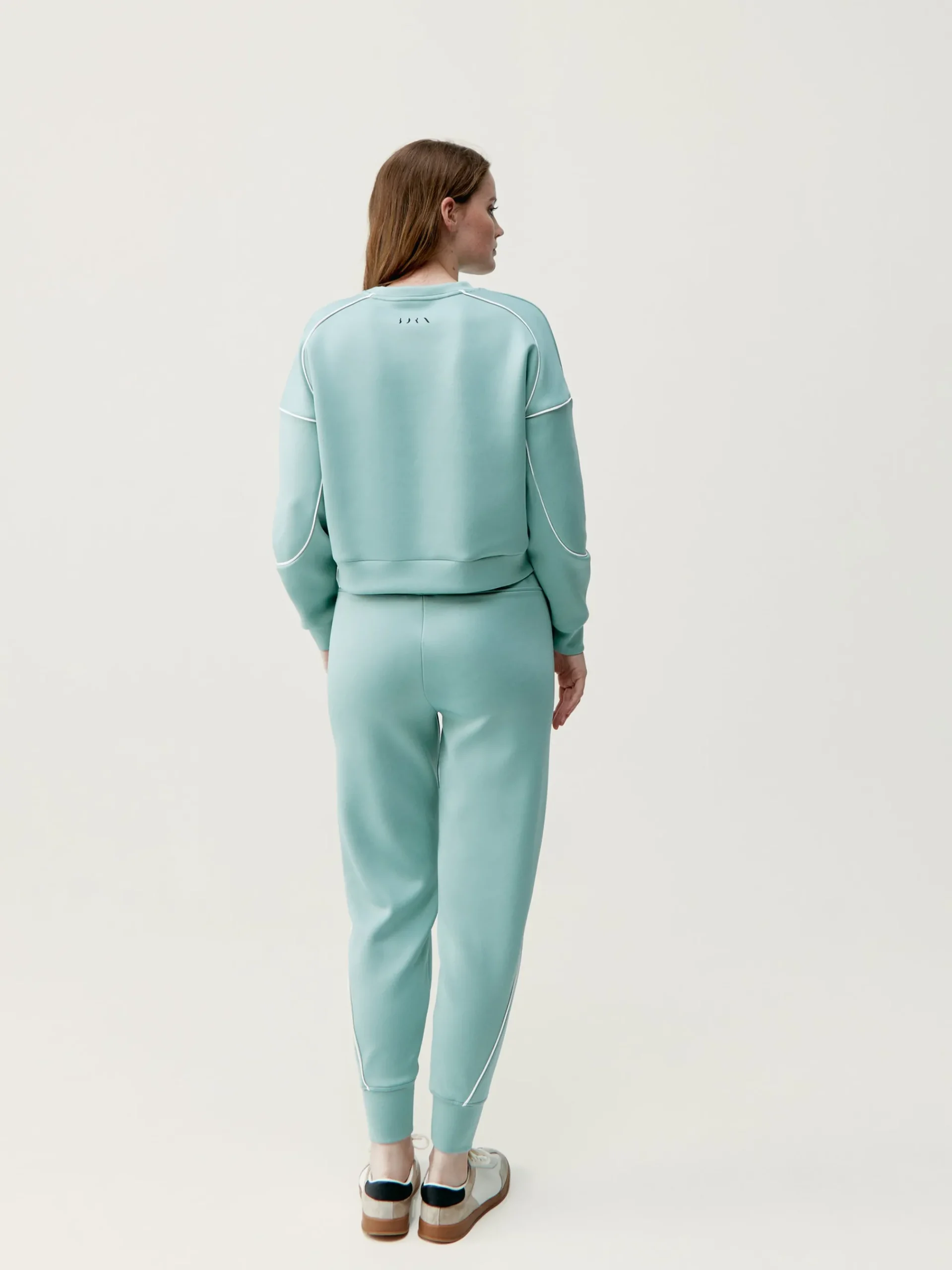 Born Living Yoga Jogger Agda Jade Grey/Off White>Mujer Pantalones · Joggers