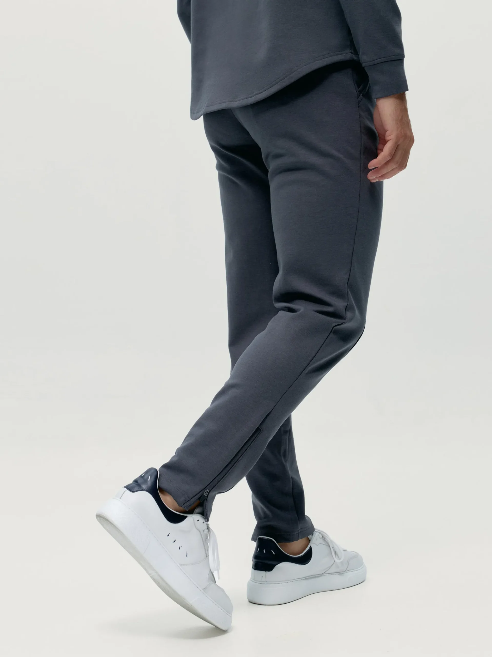 Born Living Yoga Jogger Jucar Grey melange>Hombre Pantalones · Joggers
