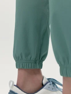 Born Living Yoga Jogger Minho Asparagus><noscript><img width=