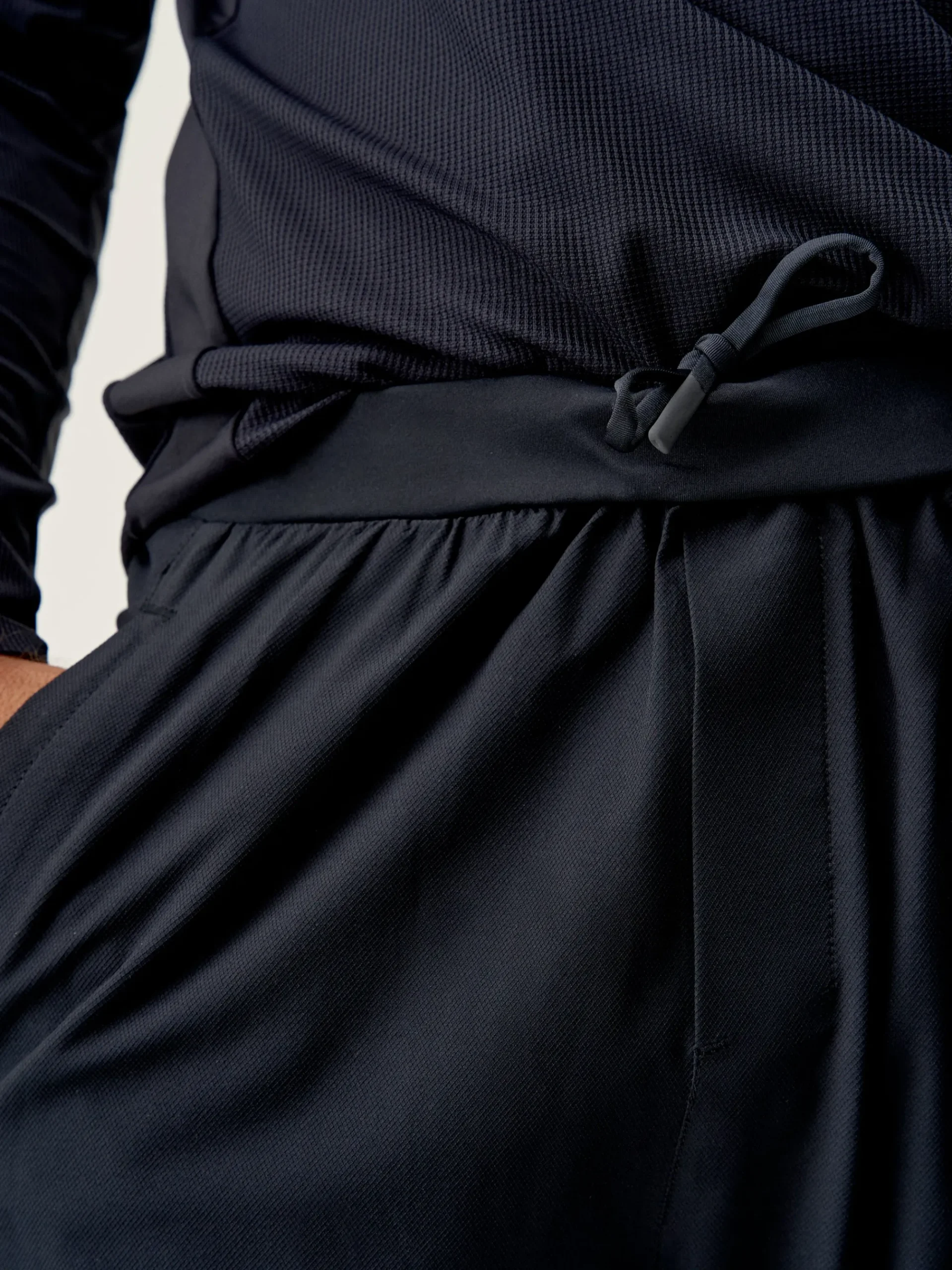 Born Living Yoga Jogger Okavango Black>Hombre Pantalones · Joggers