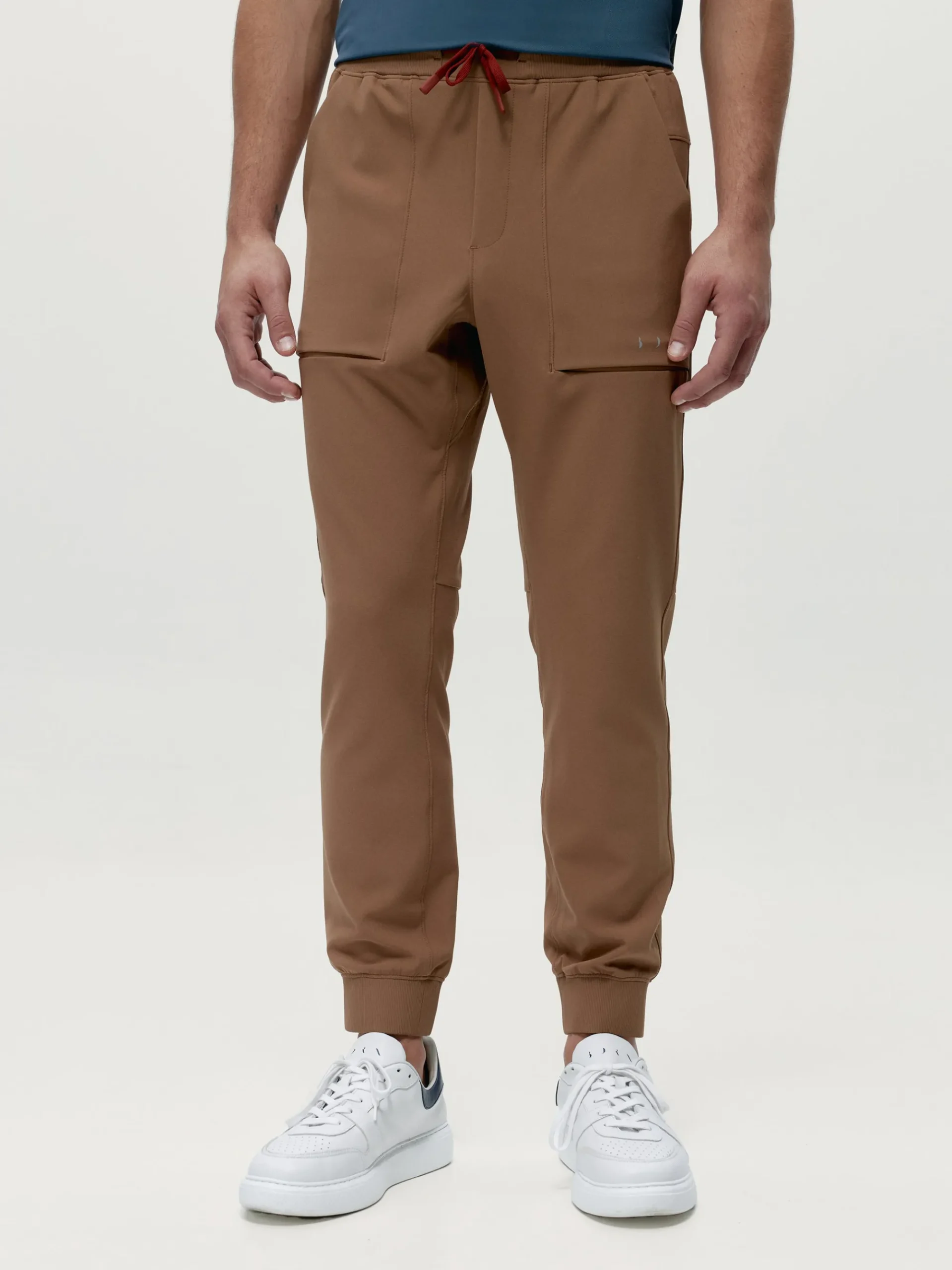 Born Living Yoga Jogger Tiber Chestnut>Hombre Pantalones · Joggers