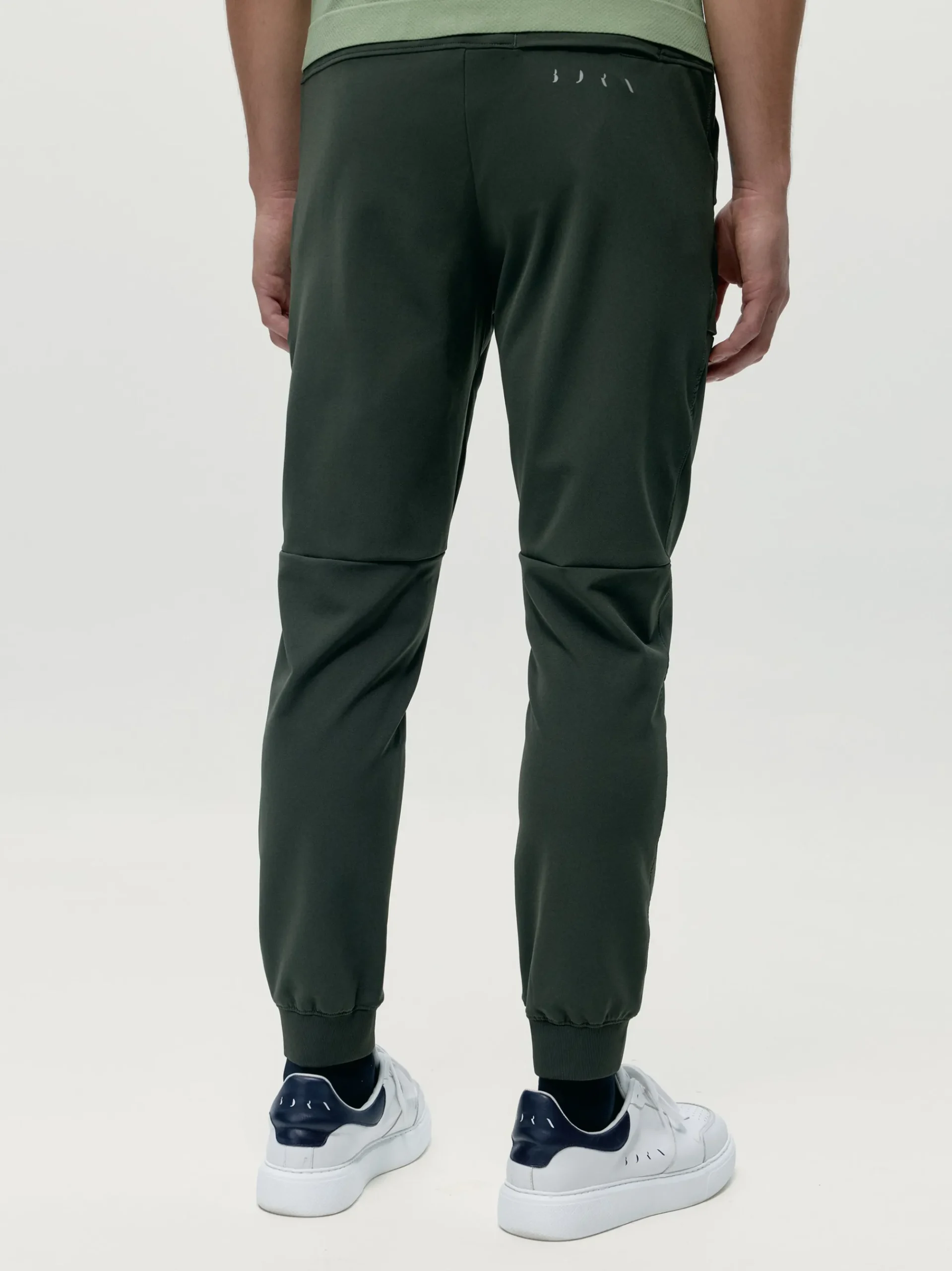 Born Living Yoga Jogger Tiber Deep Kaki>Hombre Pantalones · Joggers
