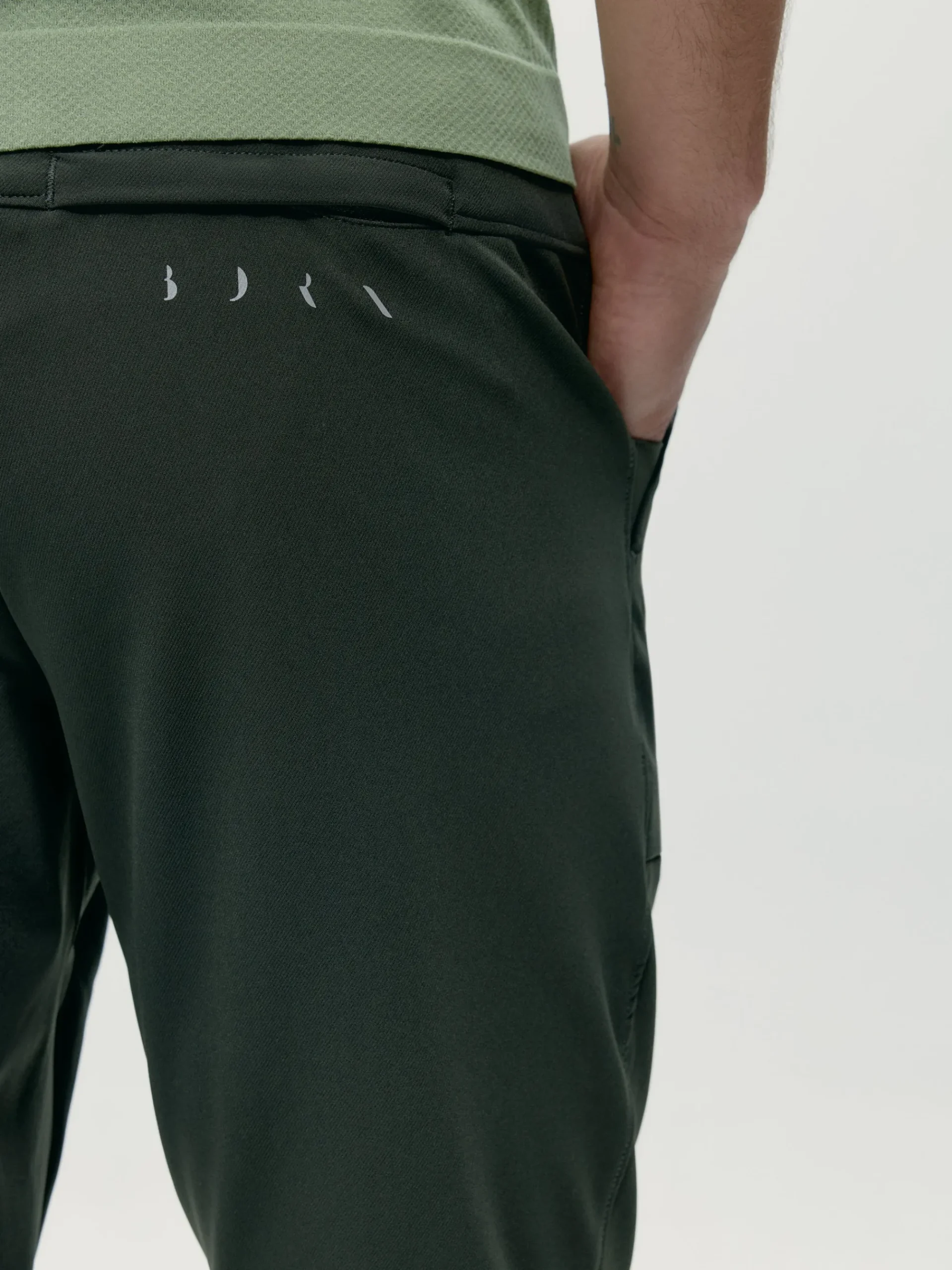 Born Living Yoga Jogger Tiber Deep Kaki>Hombre Pantalones · Joggers