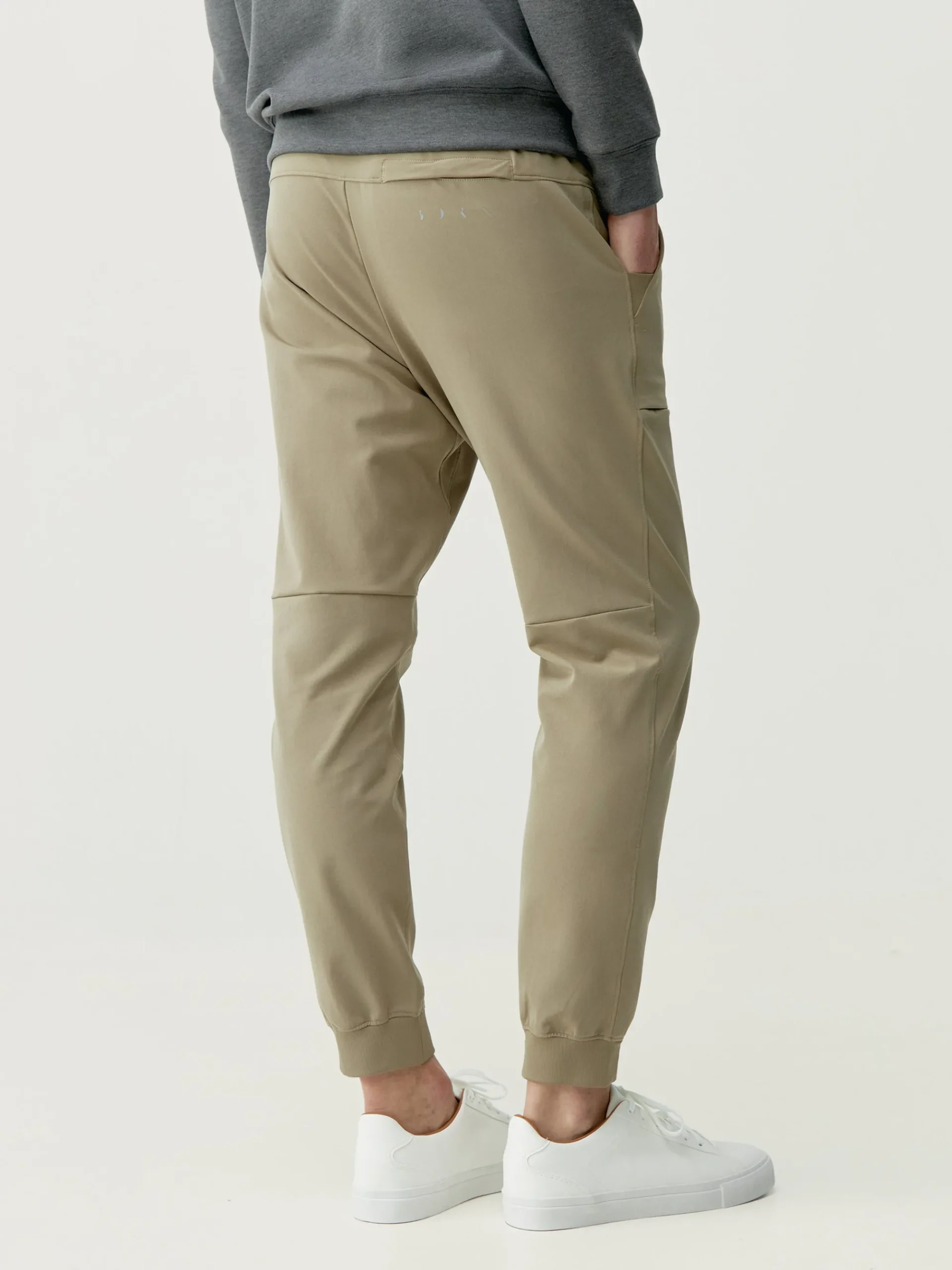 Born Living Yoga Jogger Tiber Root>Hombre Pantalones · Joggers