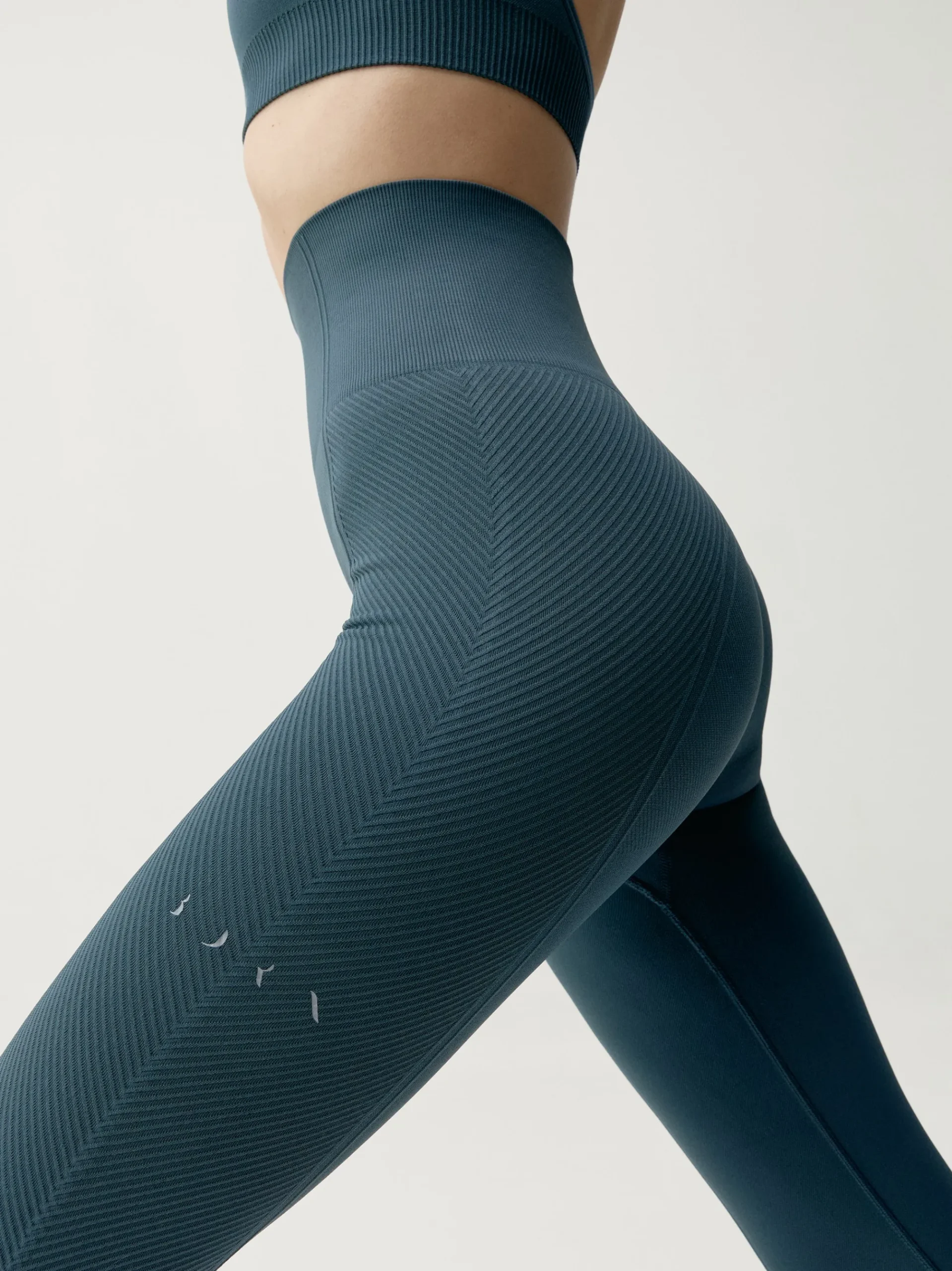 Born Living Yoga Legging Apamala Stormy Grey>Mujer Leggings