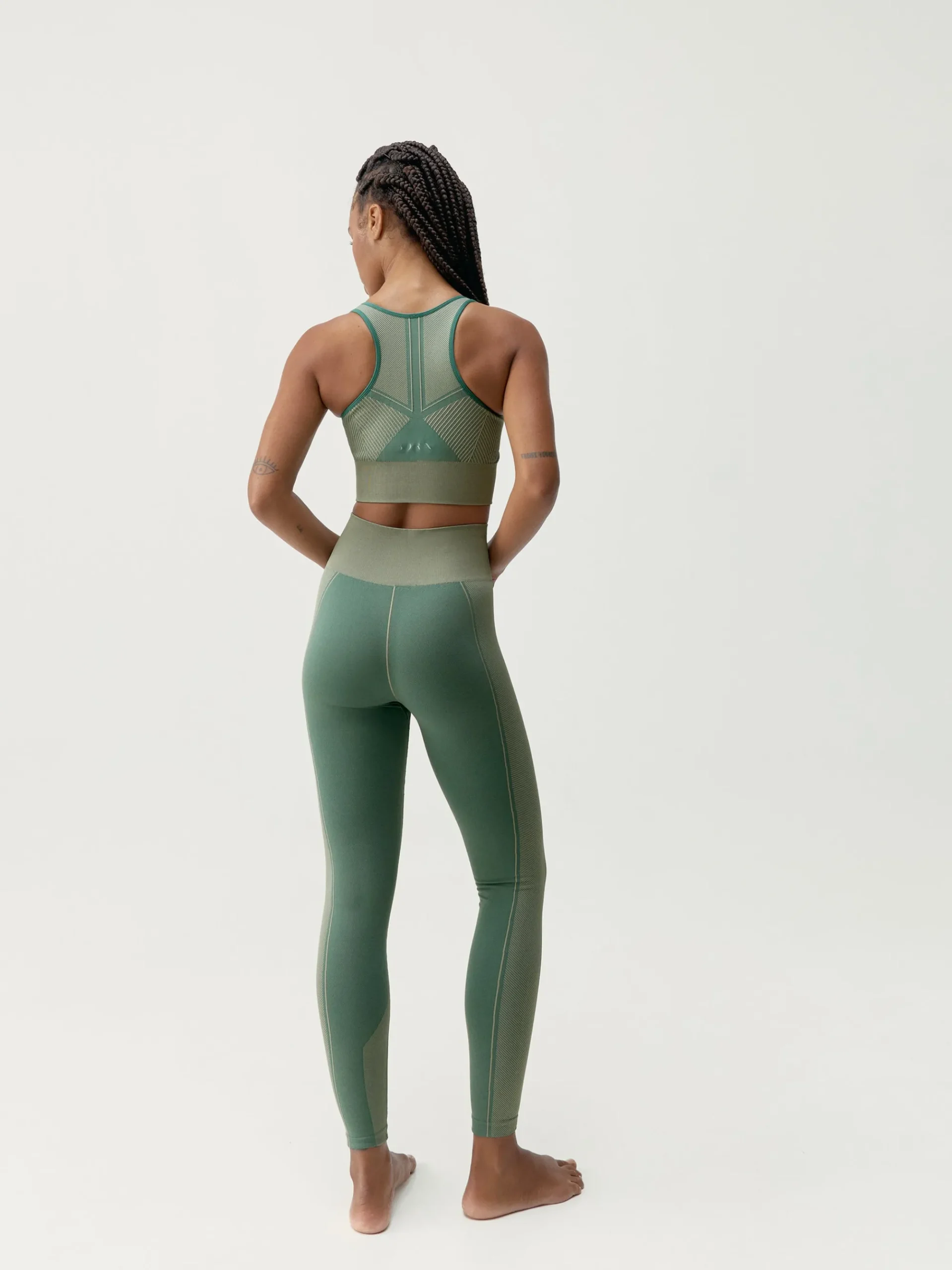 Born Living Yoga Legging Buddha Deep Green/Iceberg Green>Mujer Leggings