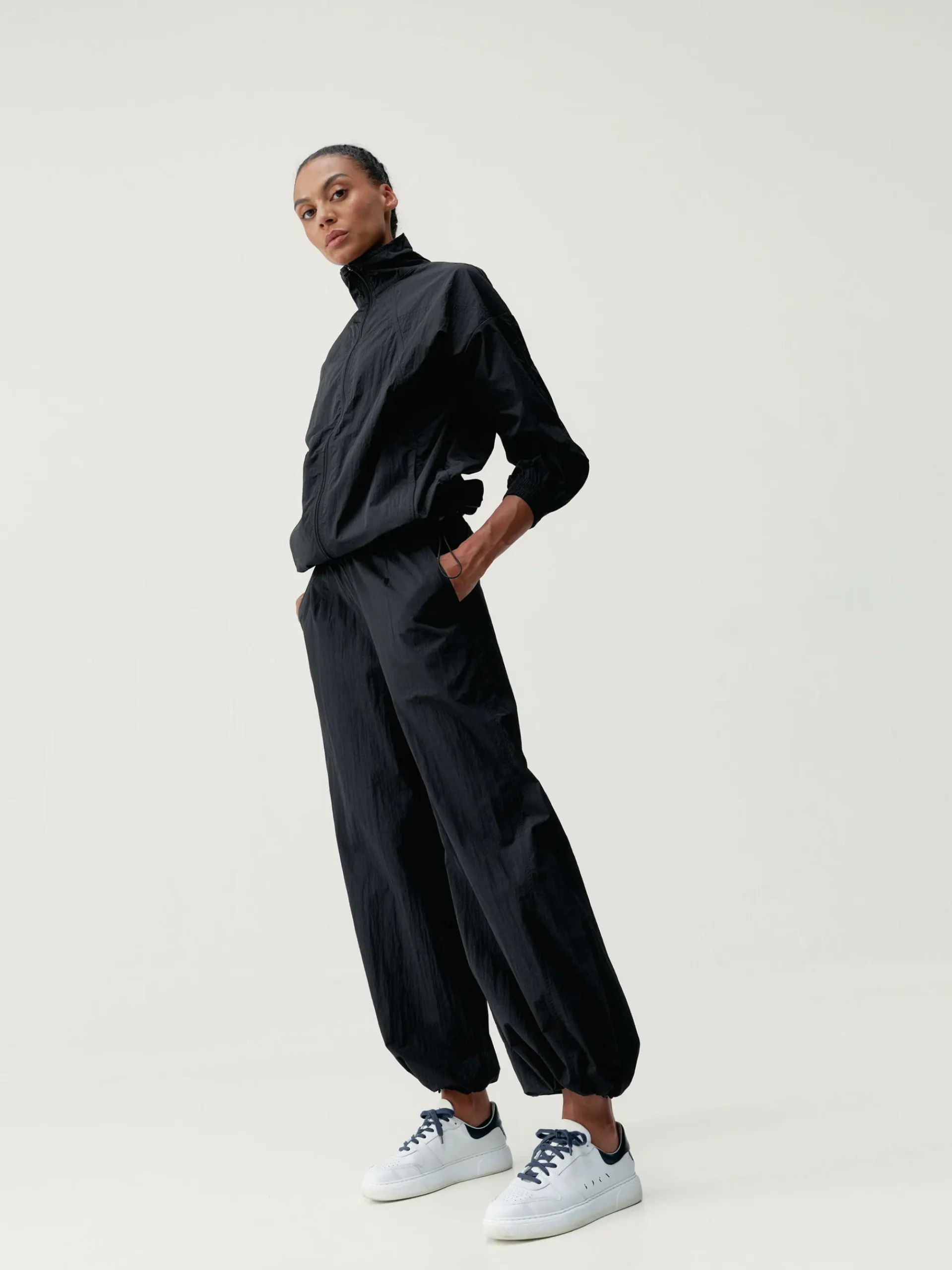 Born Living Yoga Pant Amara Black>Mujer Pantalones · Joggers