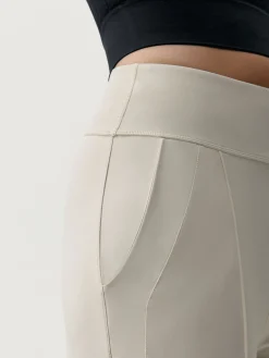 Born Living Yoga Pants Lua Winter Ecru>Mujer Pantalones · Joggers