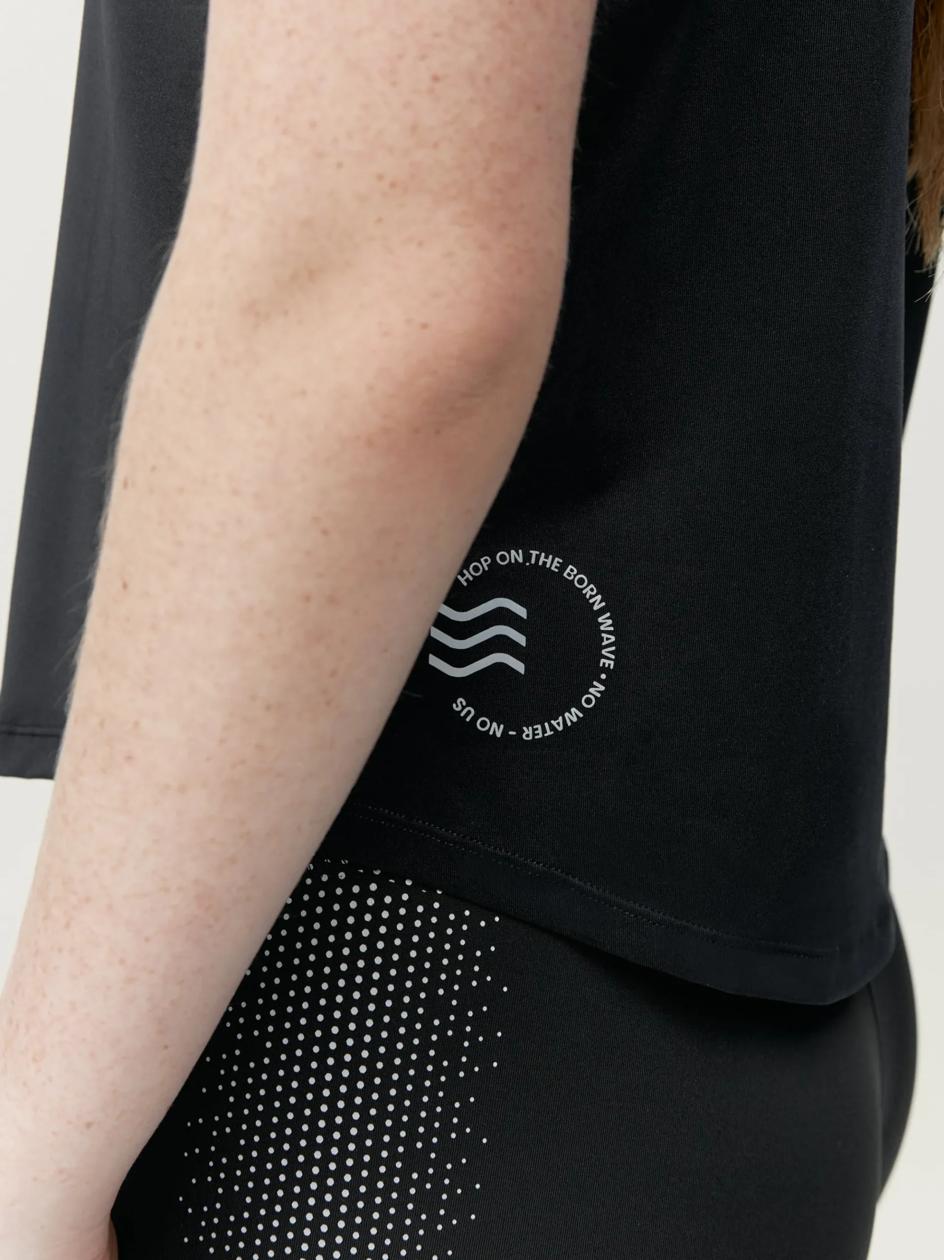 Born Living Yoga Shirt Azami Black>Mujer Camisetas