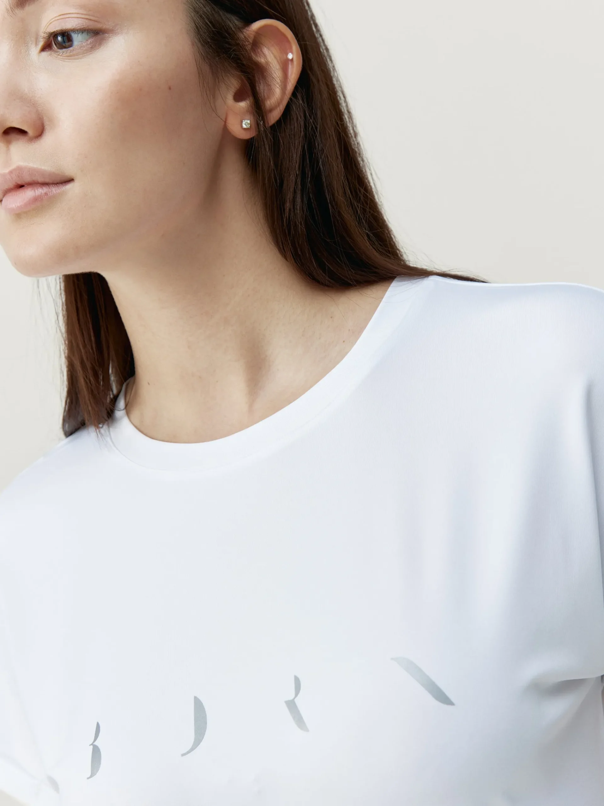 Born Living Yoga Shirt Azami White>Mujer Camisetas