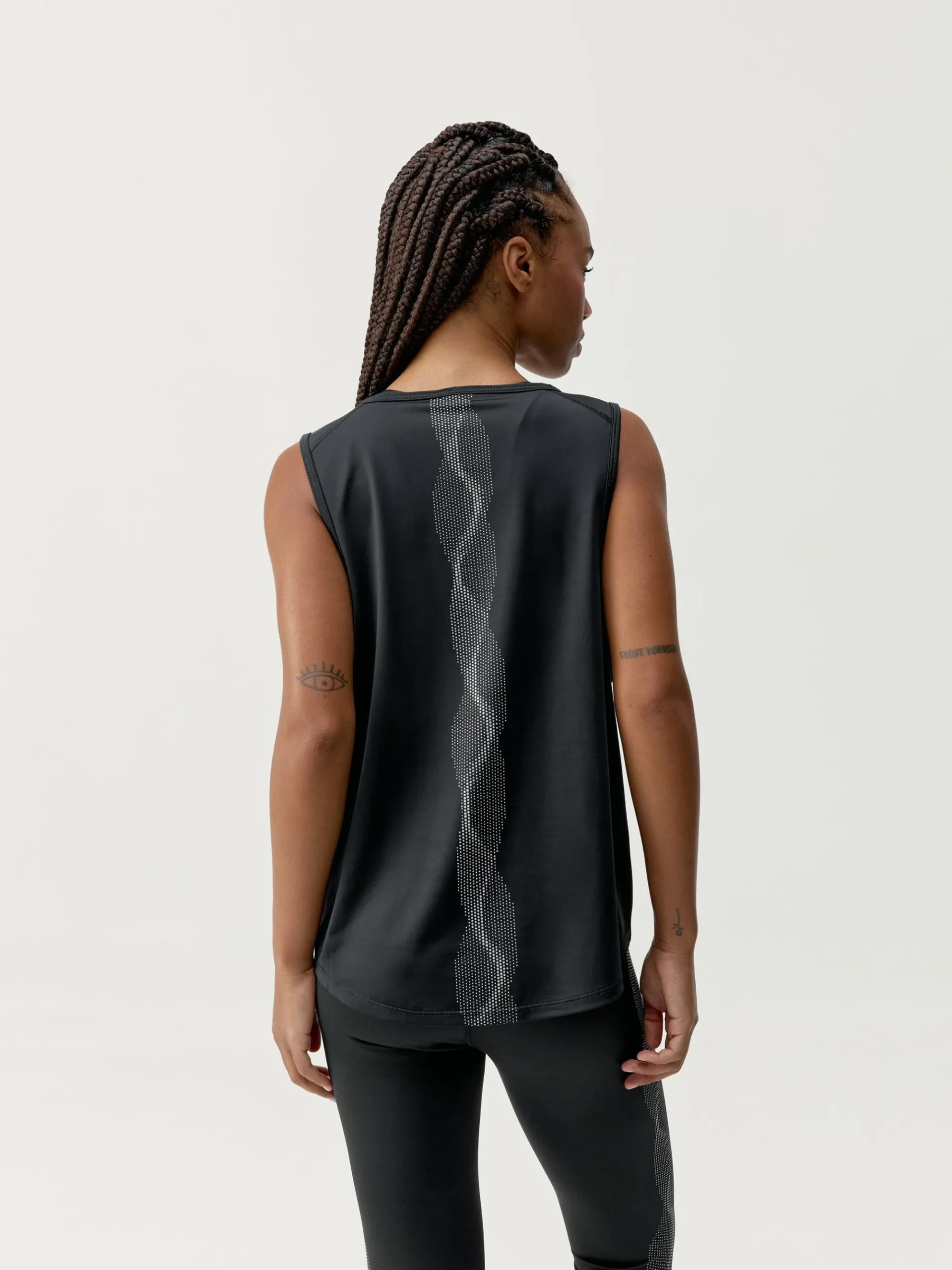 Born Living Yoga Shirt Kishi Black>Mujer Camisetas