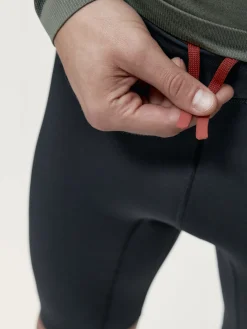 Born Living Yoga Short Bay Black><noscript><img width=