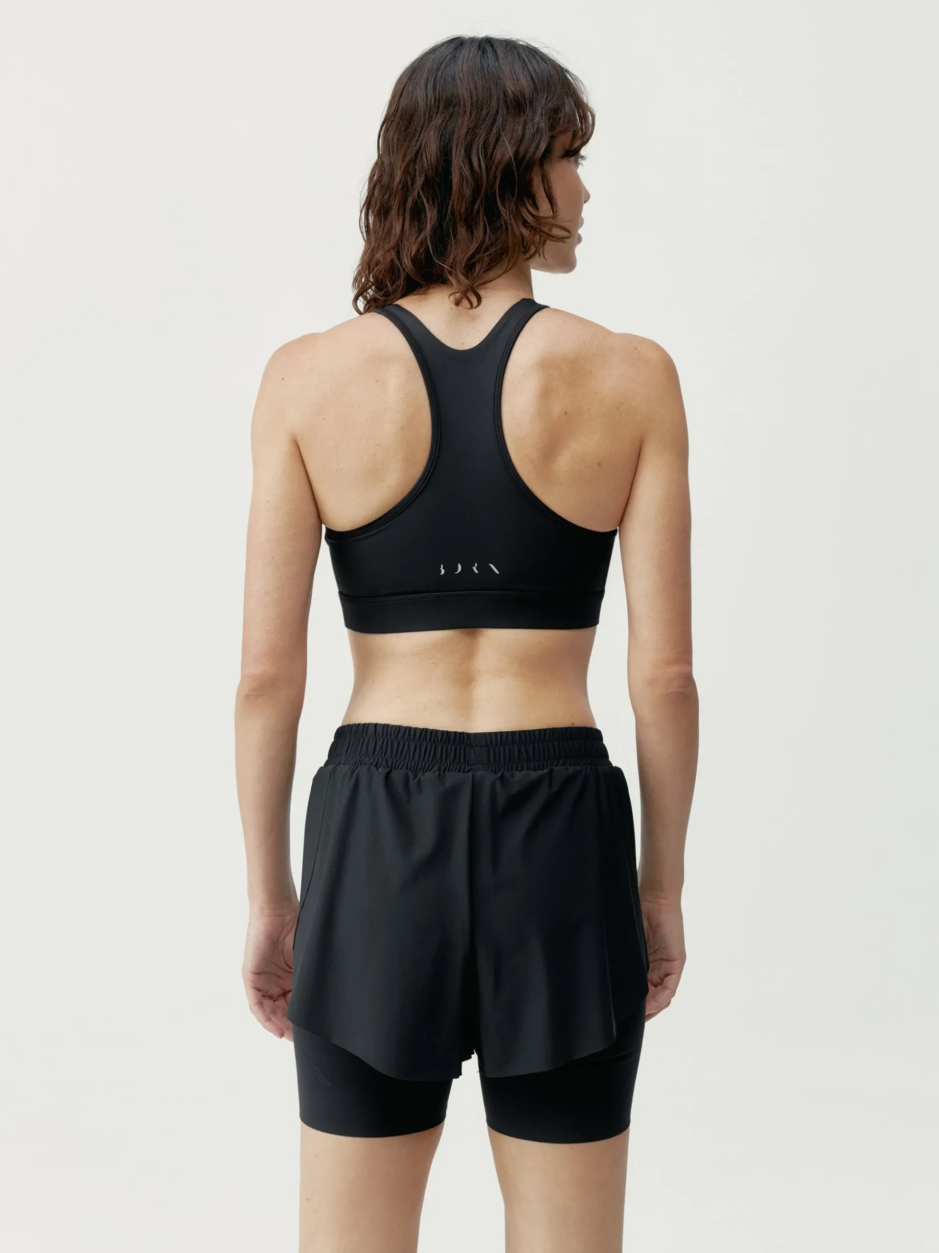 Born Living Yoga Short Bikila Black>Mujer Shorts · Faldas