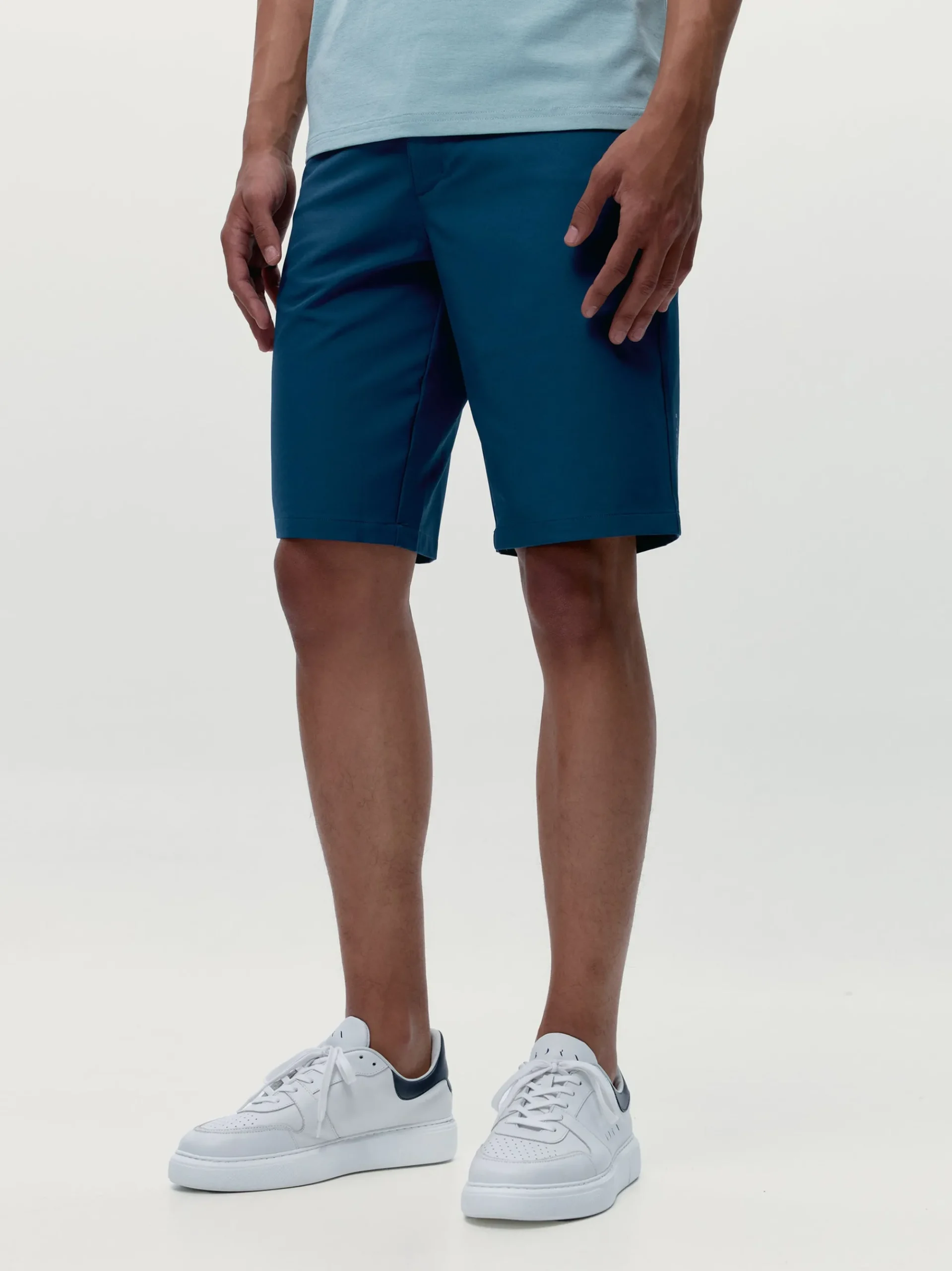 Born Living Yoga Short Ganges Sea Blue>Hombre Pantalones Cortos