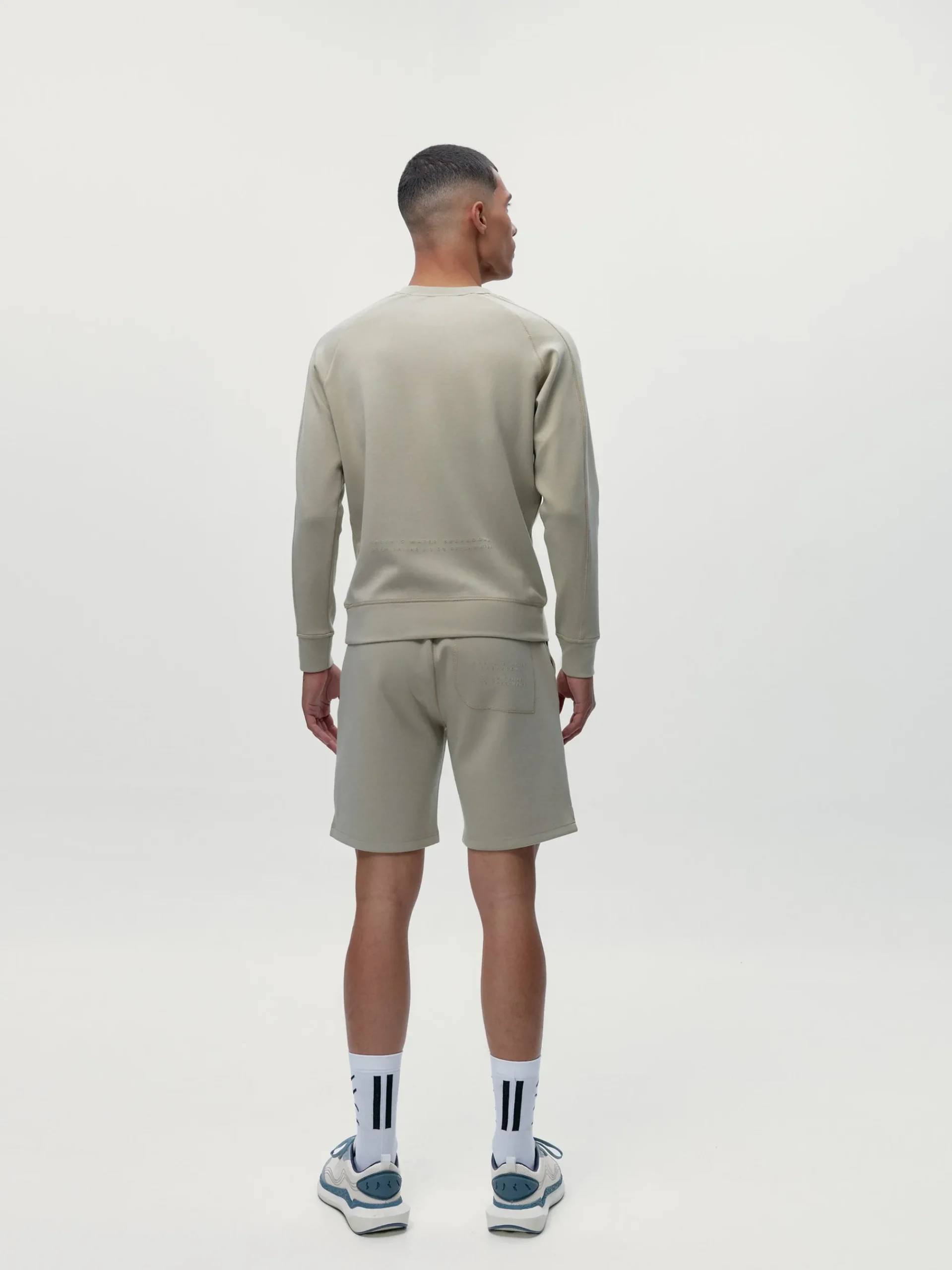 Born Living Yoga Short Hughes River Stone>Hombre Pantalones Cortos