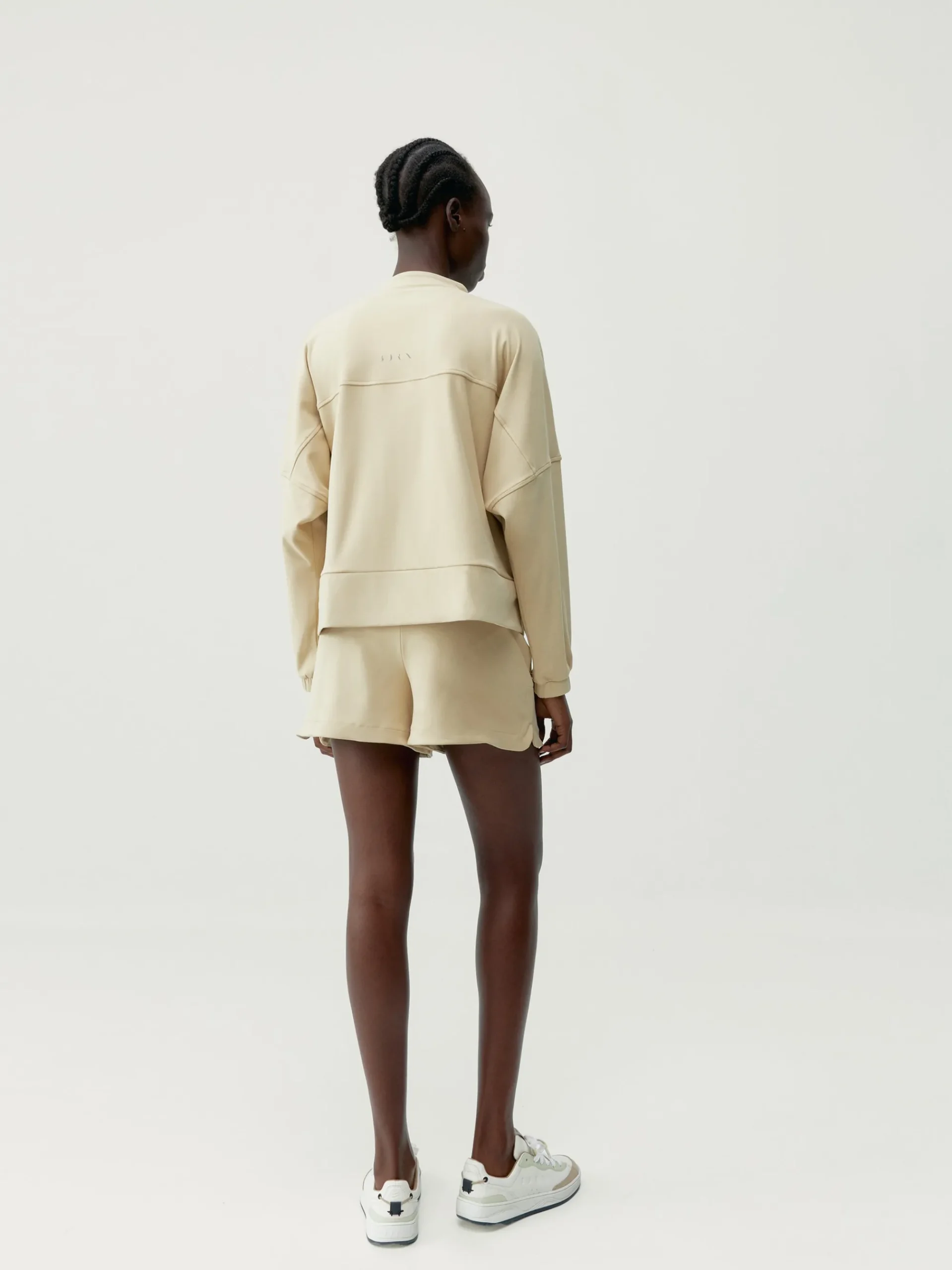 Born Living Yoga Short Leila Beige>Mujer Shorts · Faldas