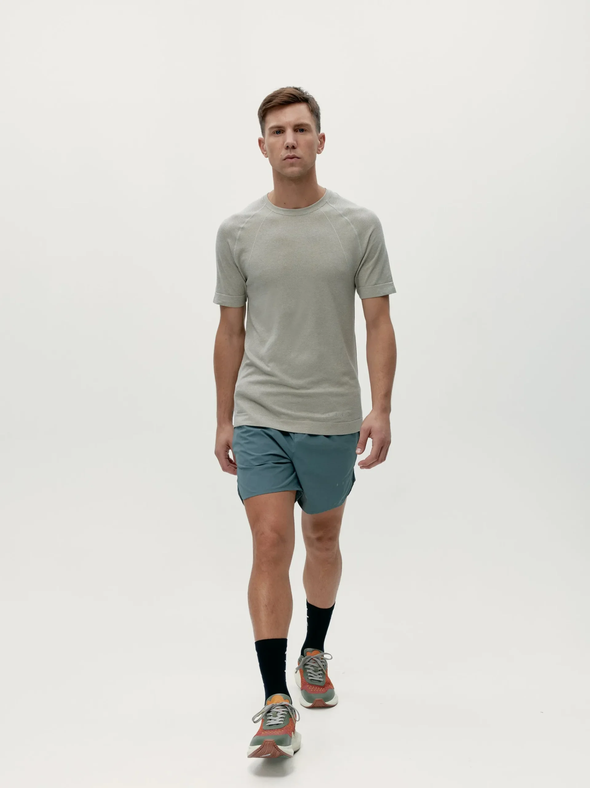 Born Living Yoga Short Malaui Grey Green>Hombre Pantalones Cortos
