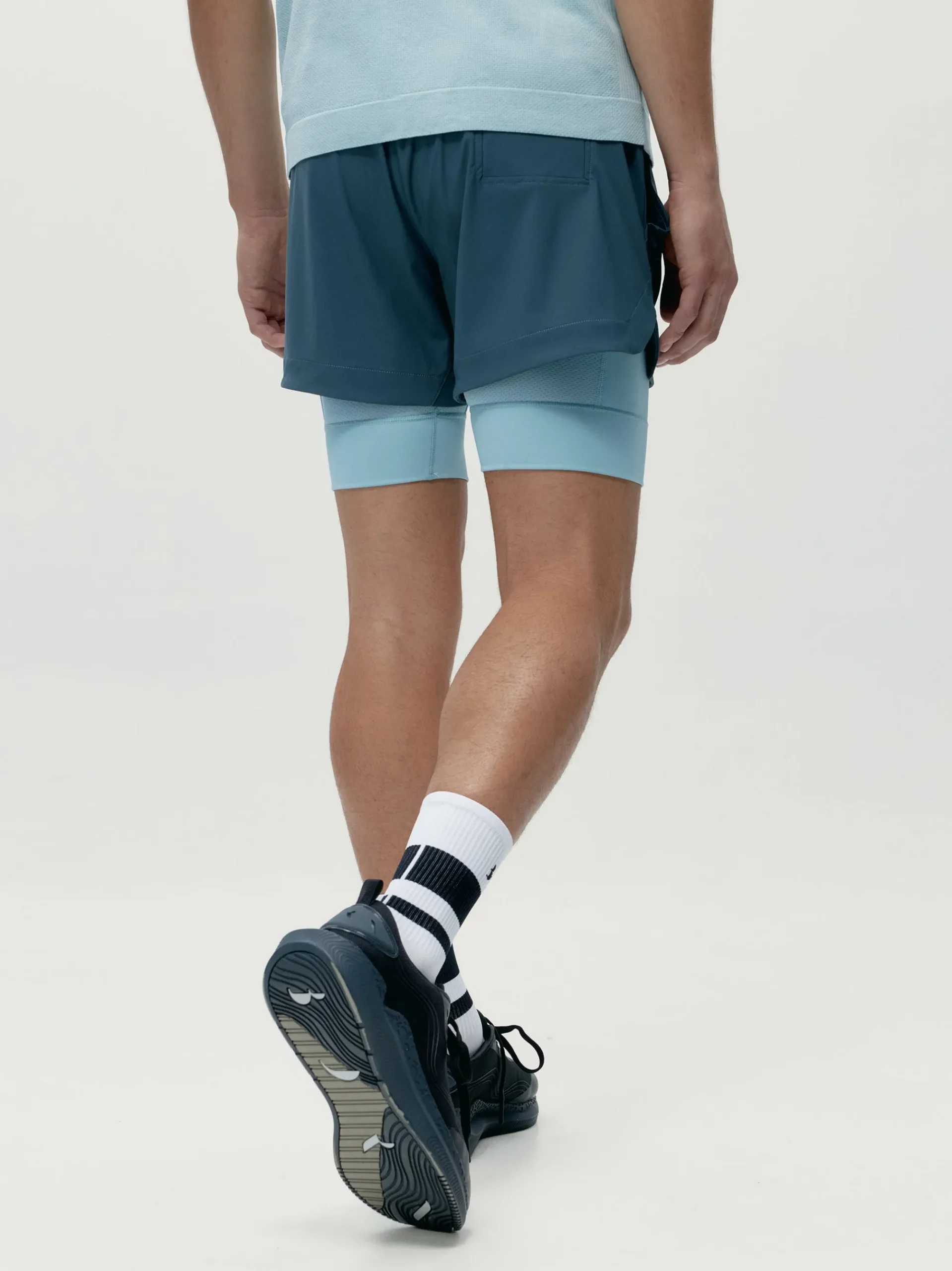 Born Living Yoga Short Mashu Stormy Grey/Blue Chalk>Hombre Pantalones Cortos