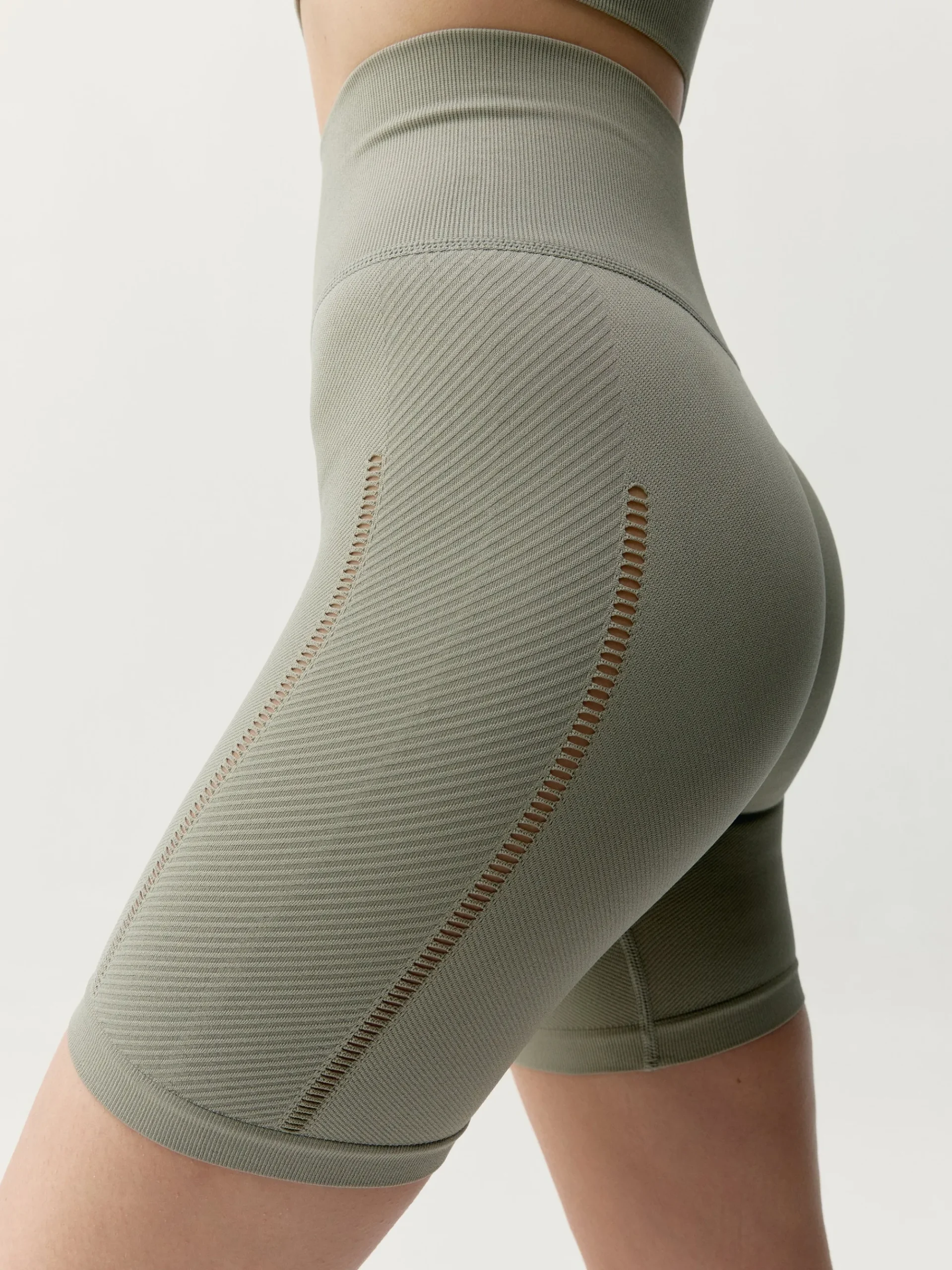 Born Living Yoga Short Sunset Laurel>Mujer Shorts · Faldas