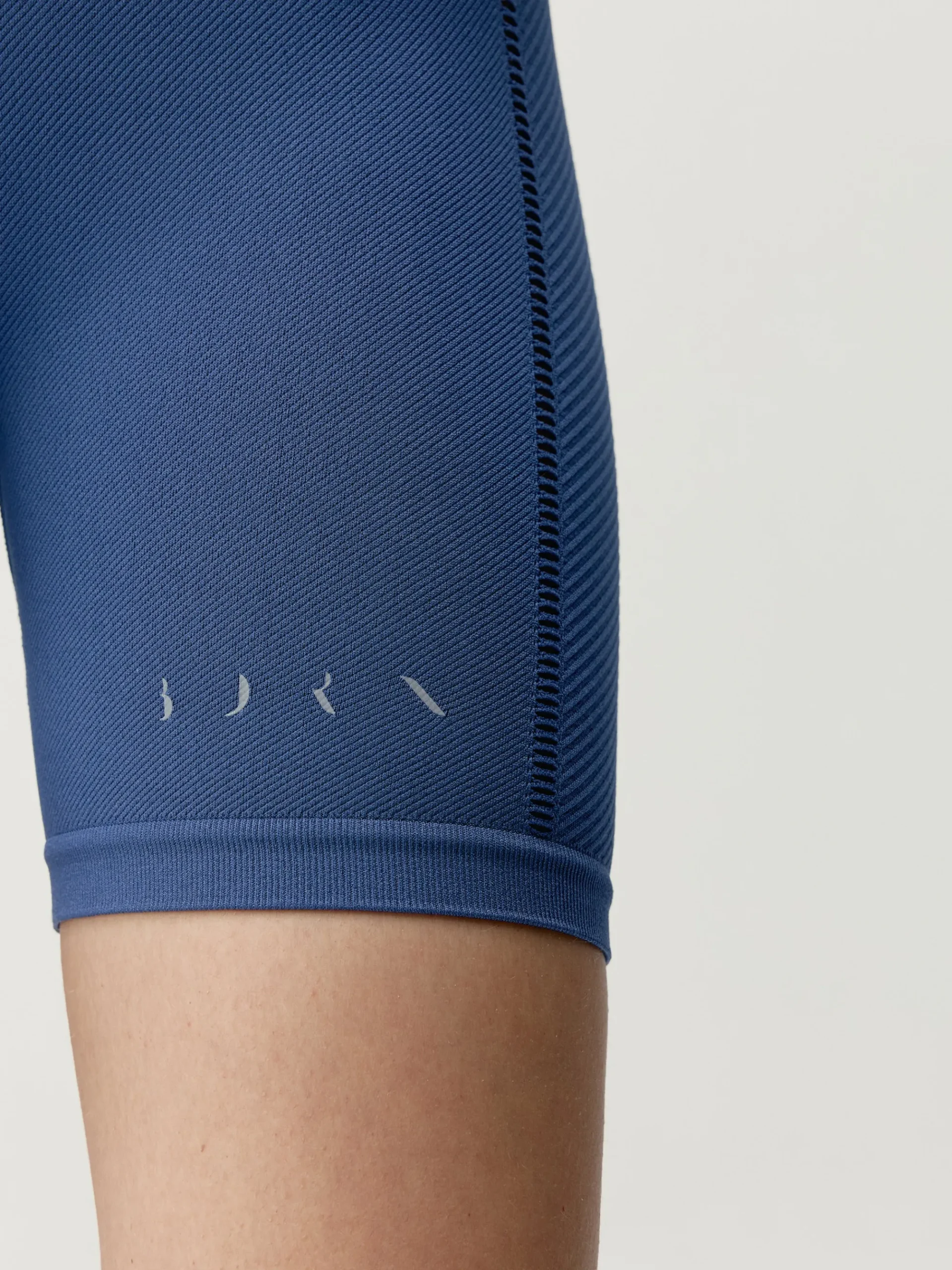Born Living Yoga Short Sunset Blufin>Mujer Shorts · Faldas