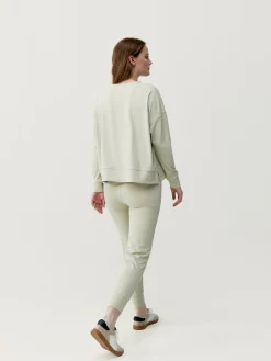 Born Living Yoga Sweatshirts Daba Stone><noscript><img width=