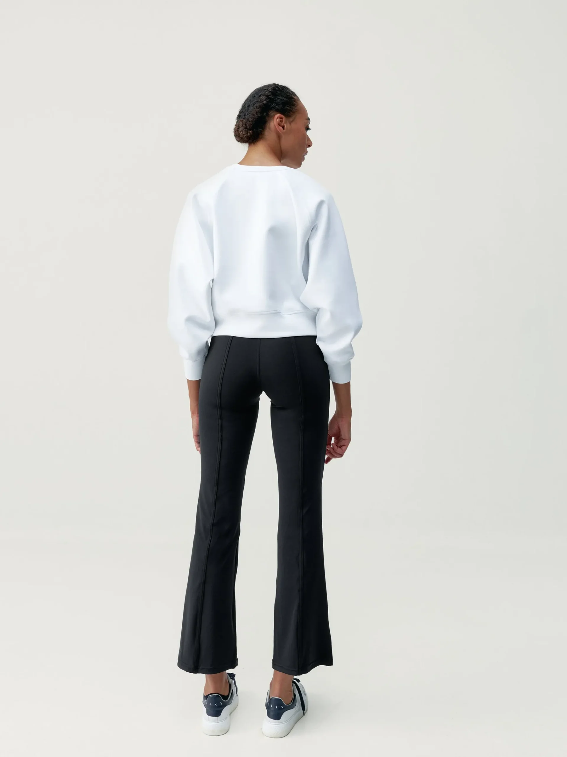 Born Living Yoga Sweatshirts Flora White>Mujer Sudaderas