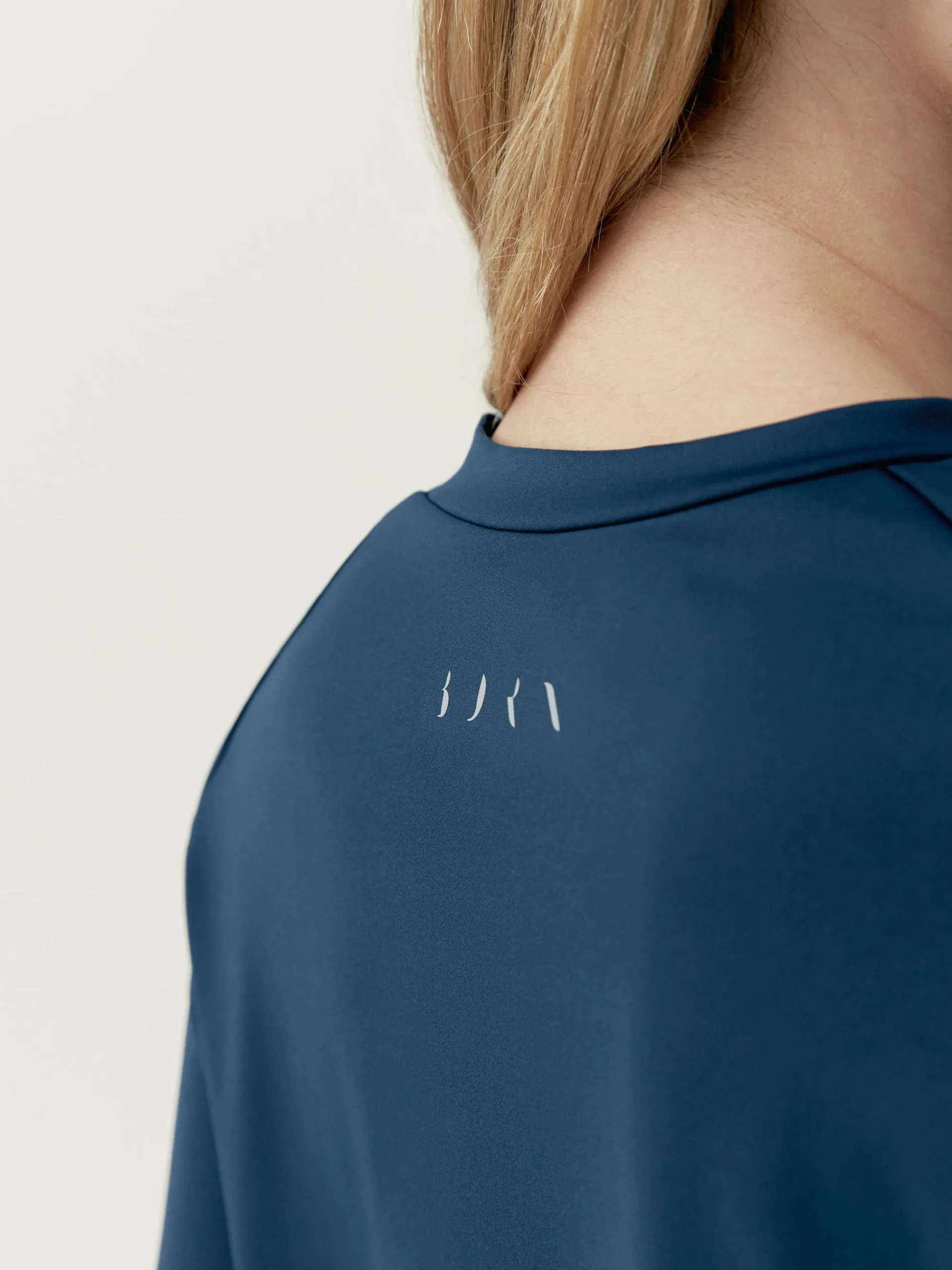 Born Living Yoga Sweatshirts Saga Sailor Blue>Mujer Sudaderas