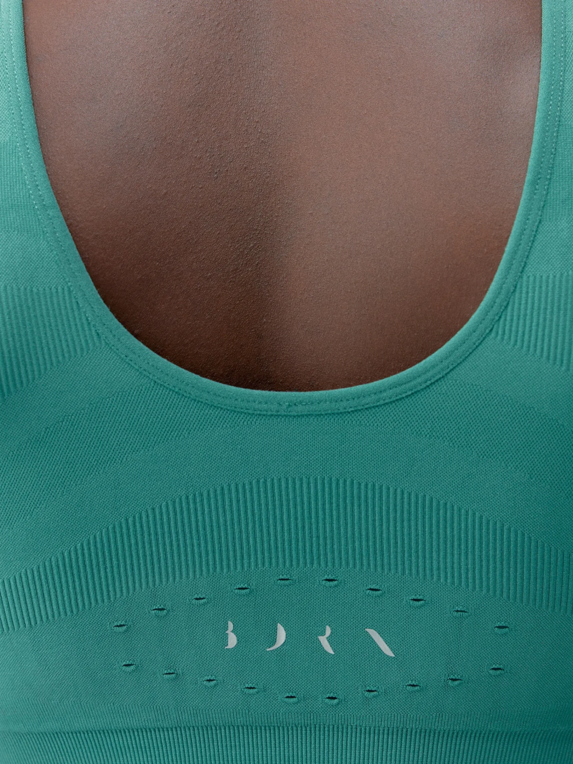 Born Living Yoga Top Alana Biscay Green>Mujer Sujetadores Deportivos