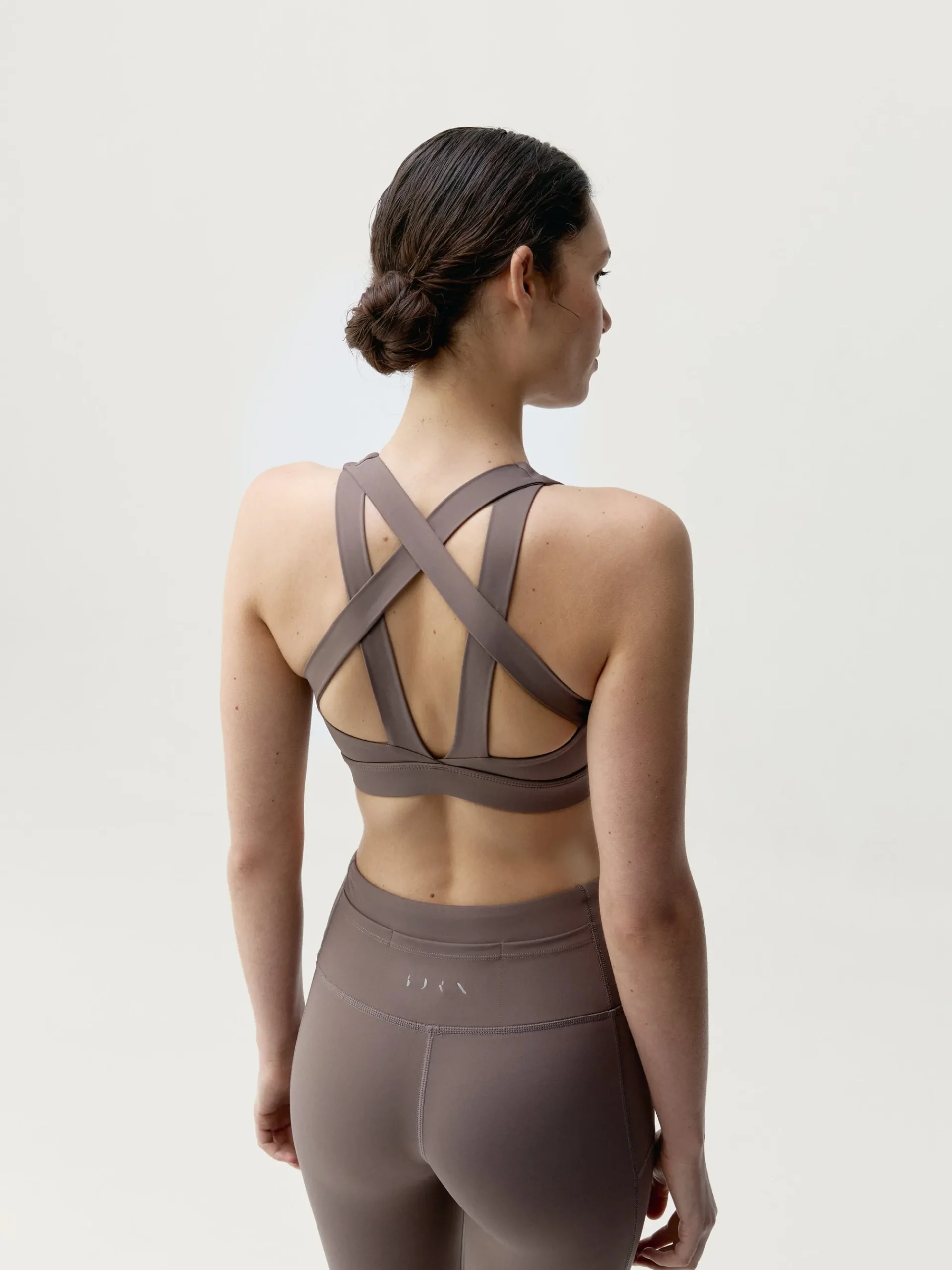 Born Living Yoga Top Asura Topo>Mujer Sujetadores Deportivos
