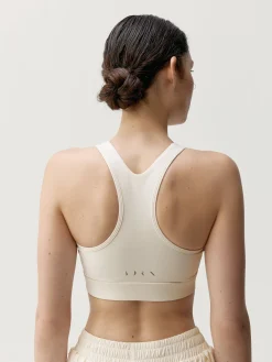 Born Living Yoga Top Bikila White Chalk>Mujer Sujetadores Deportivos