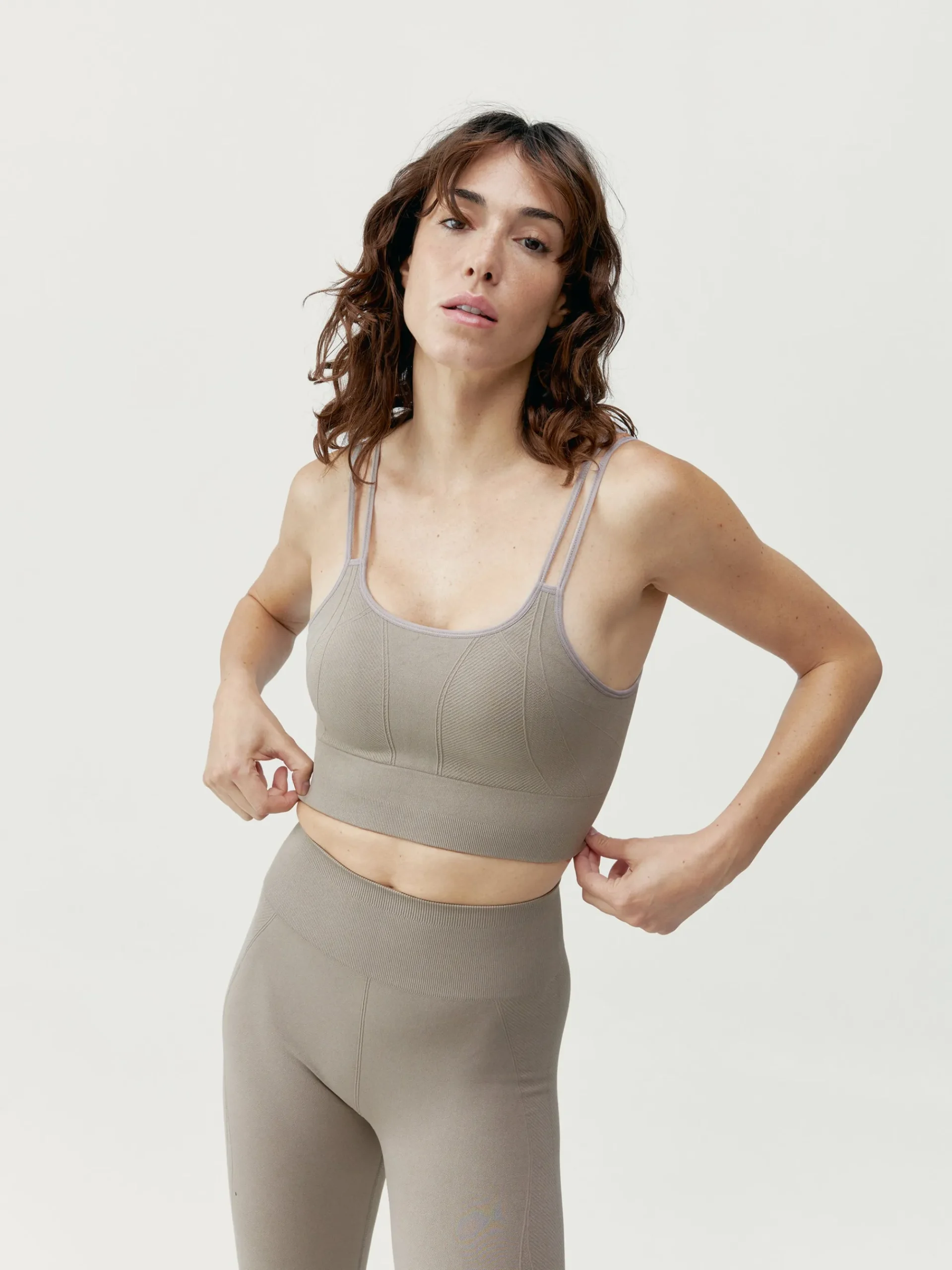 Born Living Yoga Top Blume Fungi>Mujer Sujetadores Deportivos