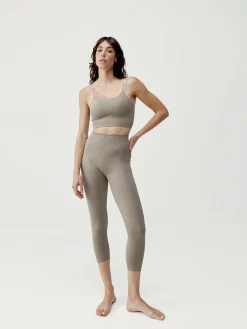 Born Living Yoga Top Blume Fungi><noscript><img width=