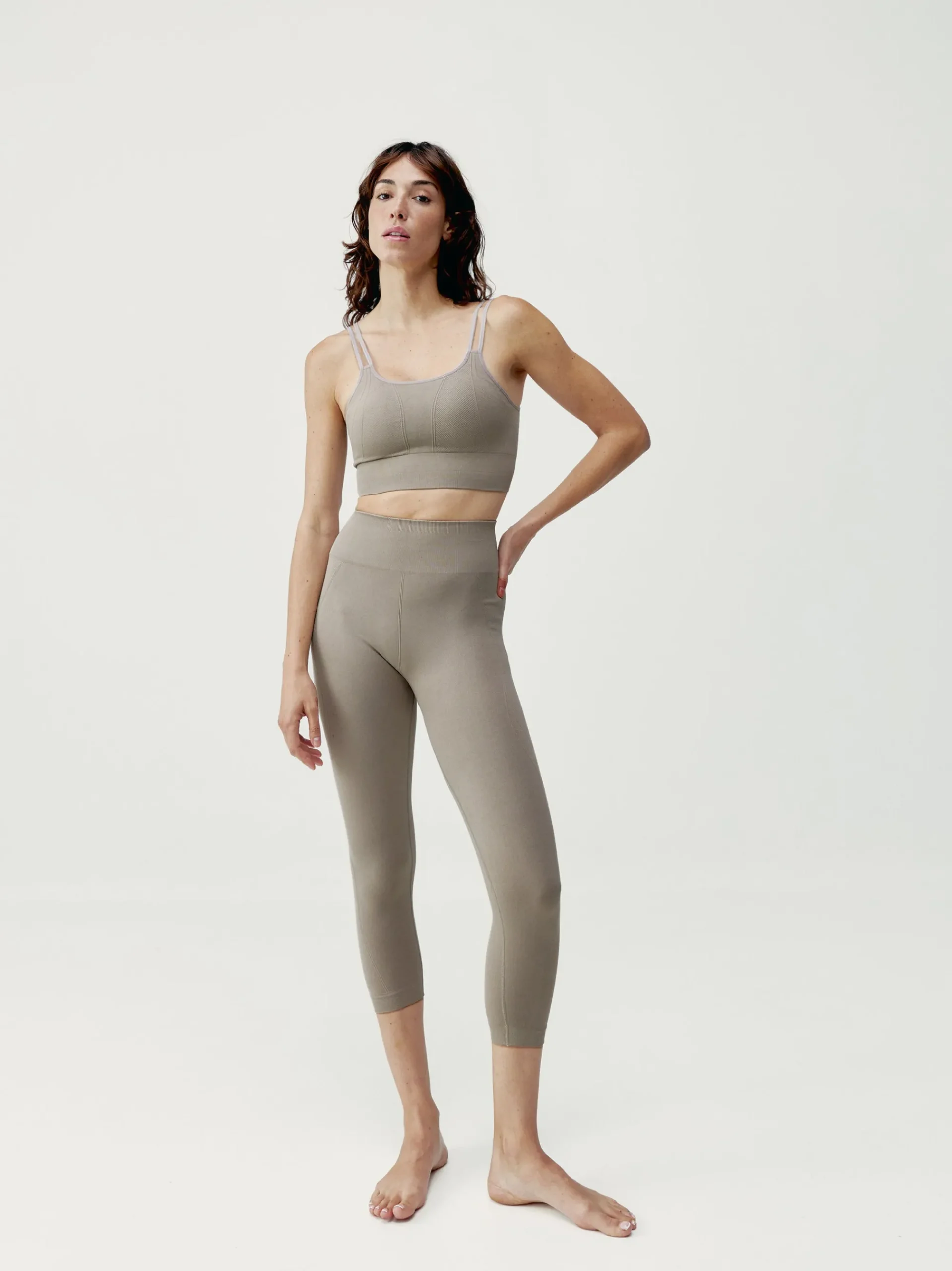 Born Living Yoga Top Blume Fungi>Mujer Sujetadores Deportivos