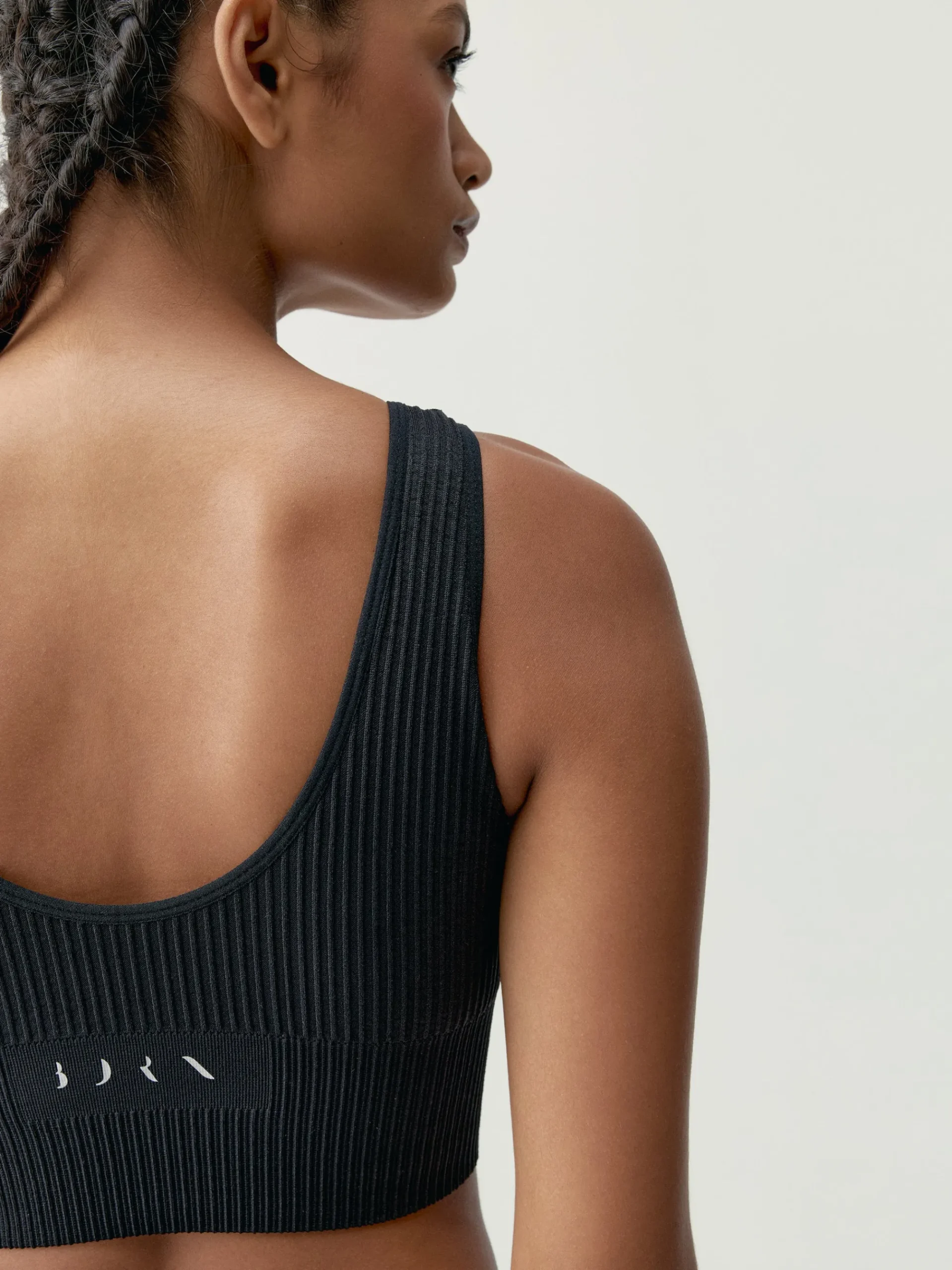 Born Living Yoga Top Flow Black>Mujer Sujetadores Deportivos