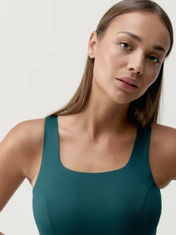 Born Living Yoga Top Godo Deep Green><noscript><img width=