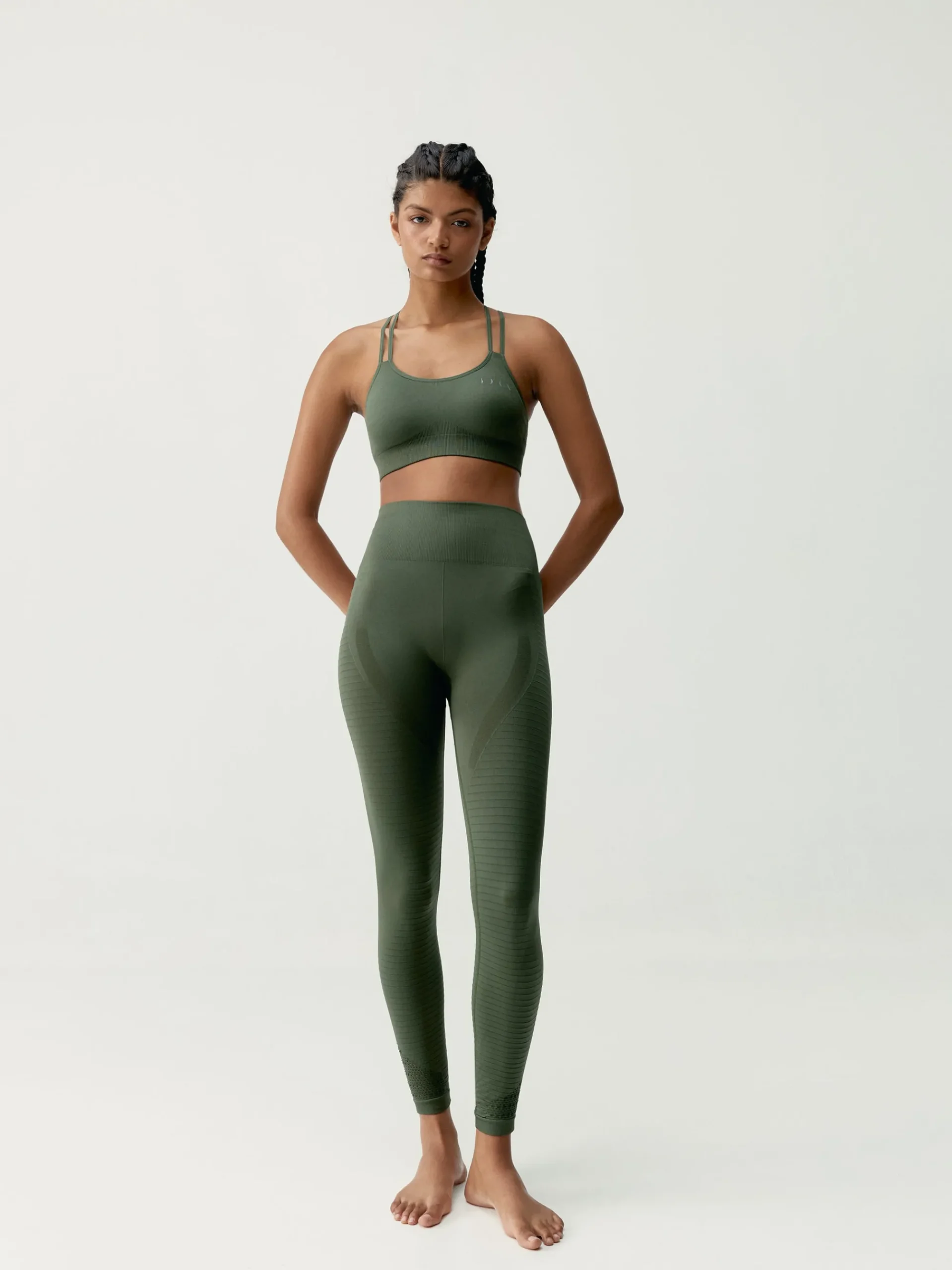 Born Living Yoga Top Hatha Dark Olive>Mujer Sujetadores Deportivos