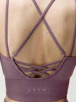 Born Living Yoga Top India Amatista><noscript><img width=