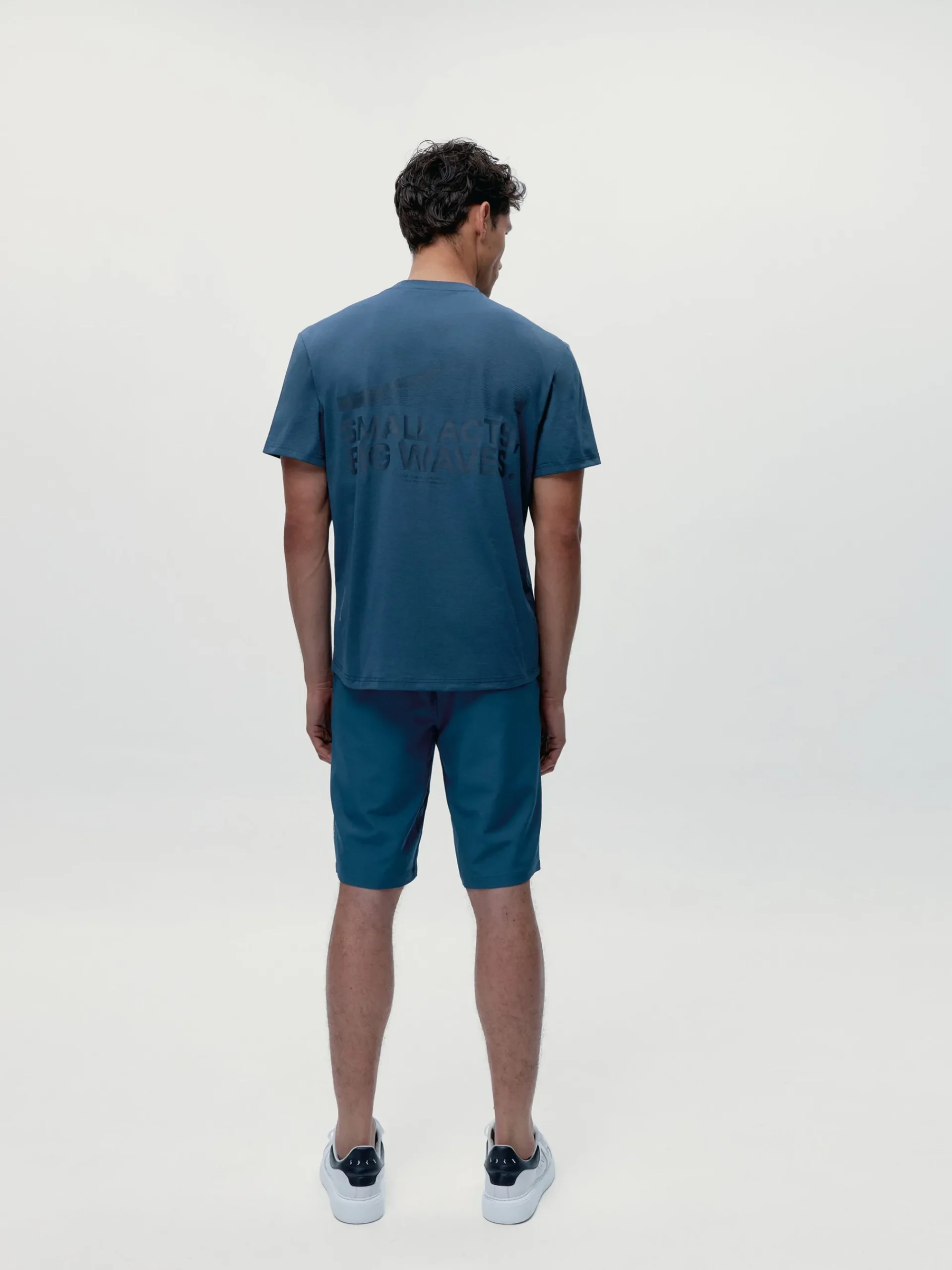 Born Living Yoga T-shirt Baffin Sea Blue>Hombre Camisetas · Polos