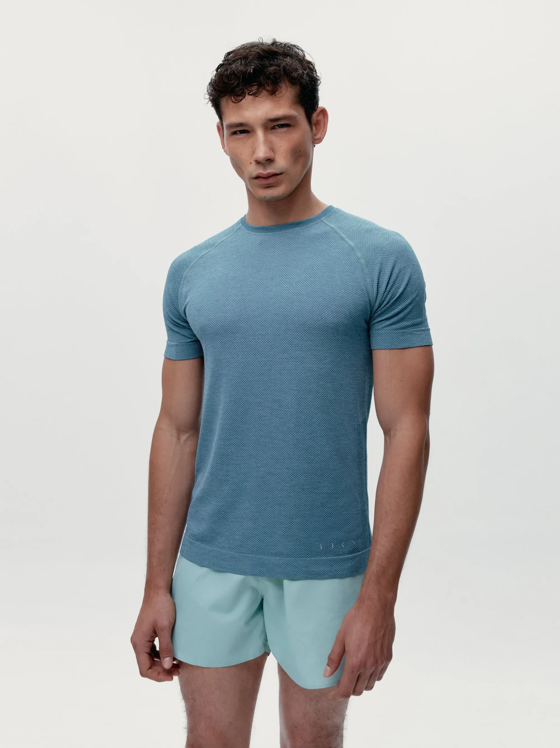 Born Living Yoga T-Shirt Otawa Light Slate>Hombre Camisetas · Polos