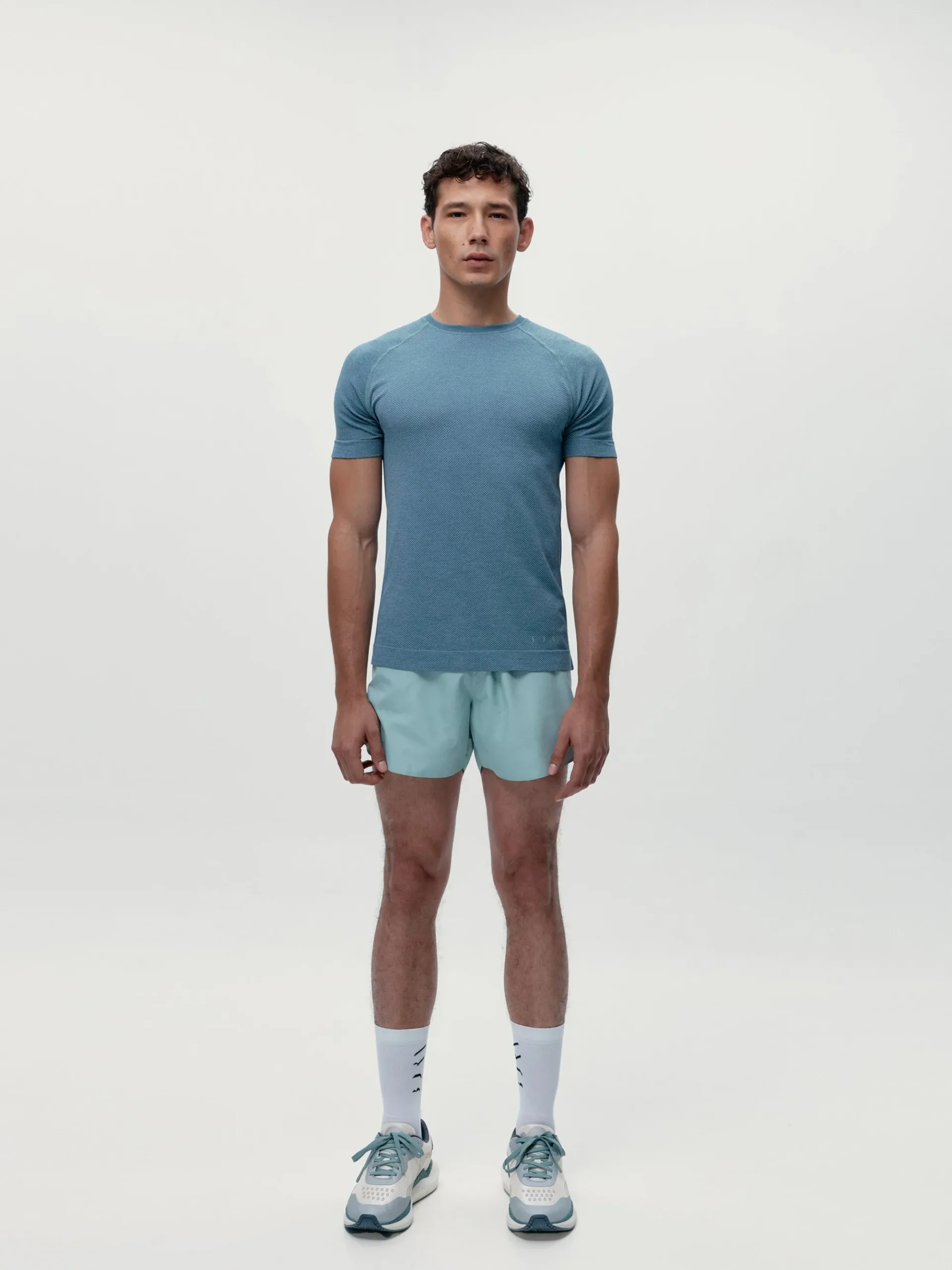 Born Living Yoga T-Shirt Otawa Light Slate>Hombre Camisetas · Polos