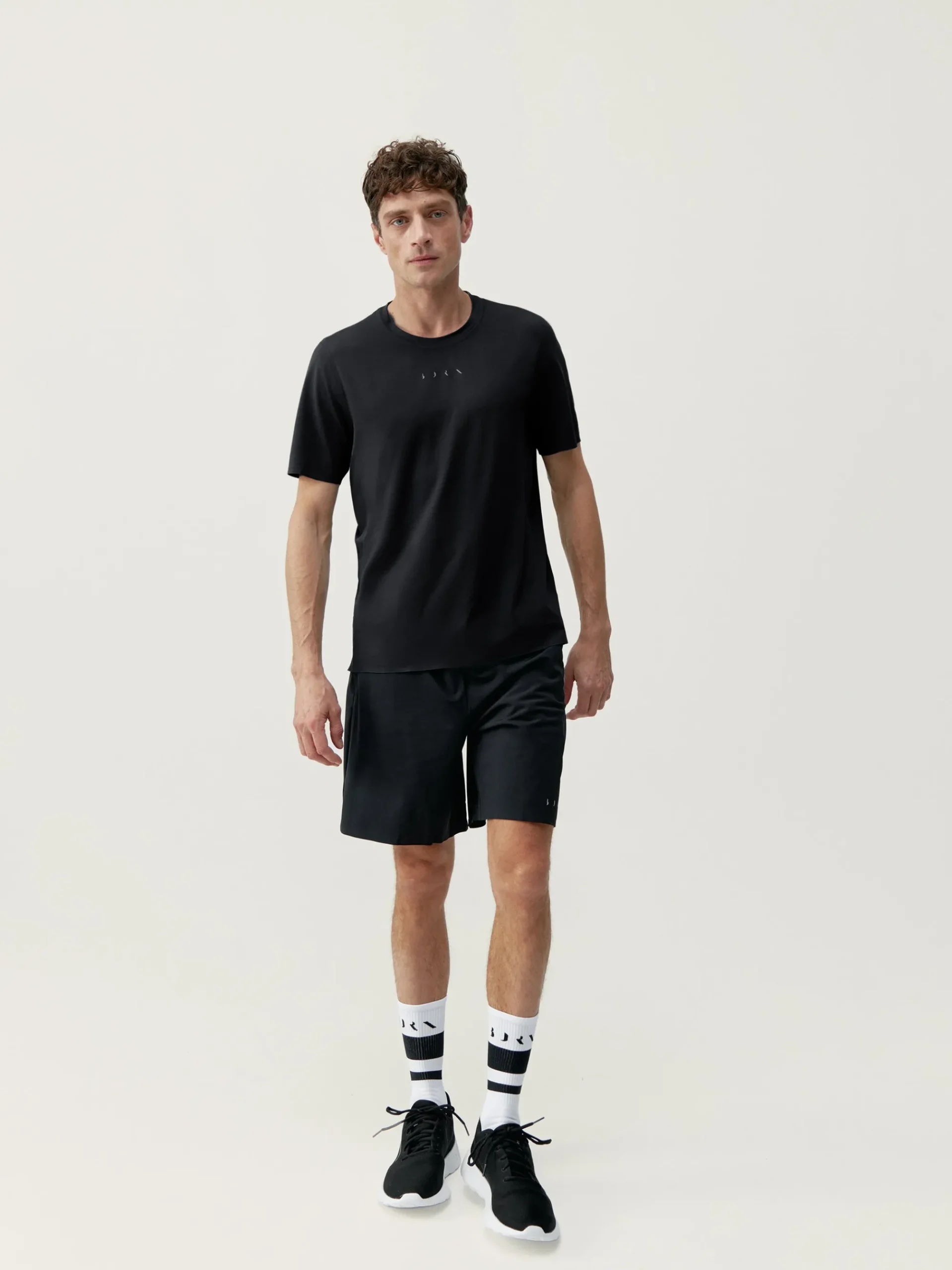 Born Living Yoga T-Shirt Seo Black>Hombre Camisetas · Polos